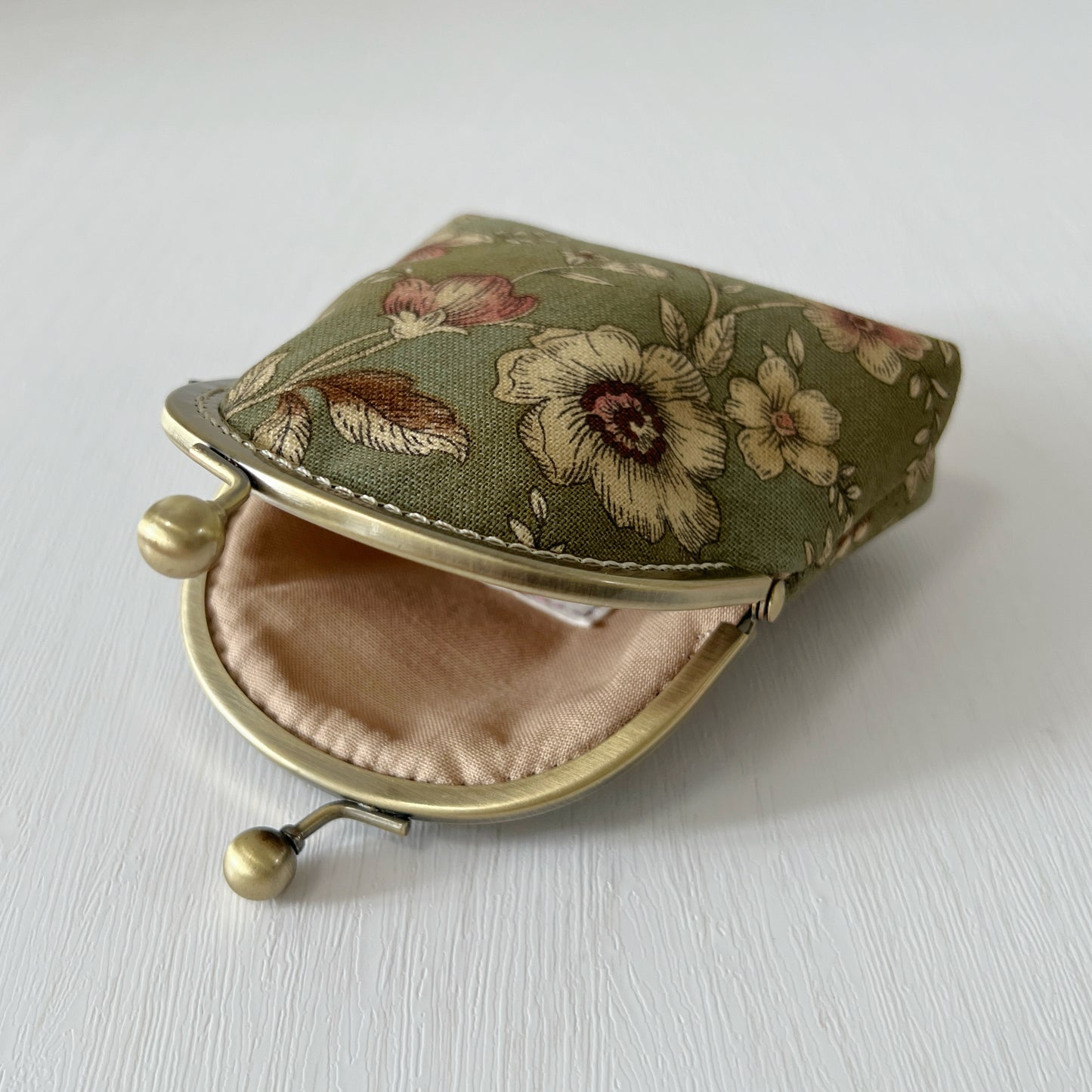 Old Green Garden Floral - Handmade Fabric Kiss Lock Purse