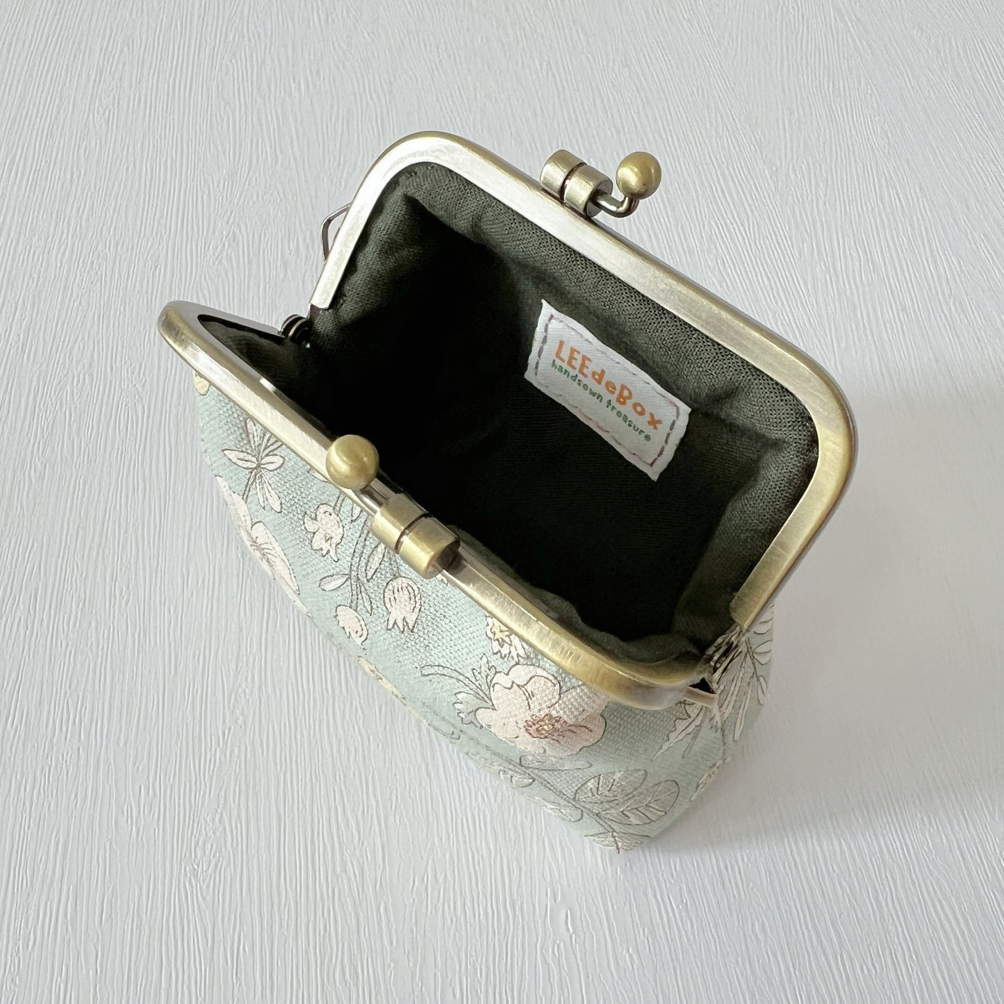 Soft Green Vintage Garden - Handmade Fabric Kiss Lock Purse