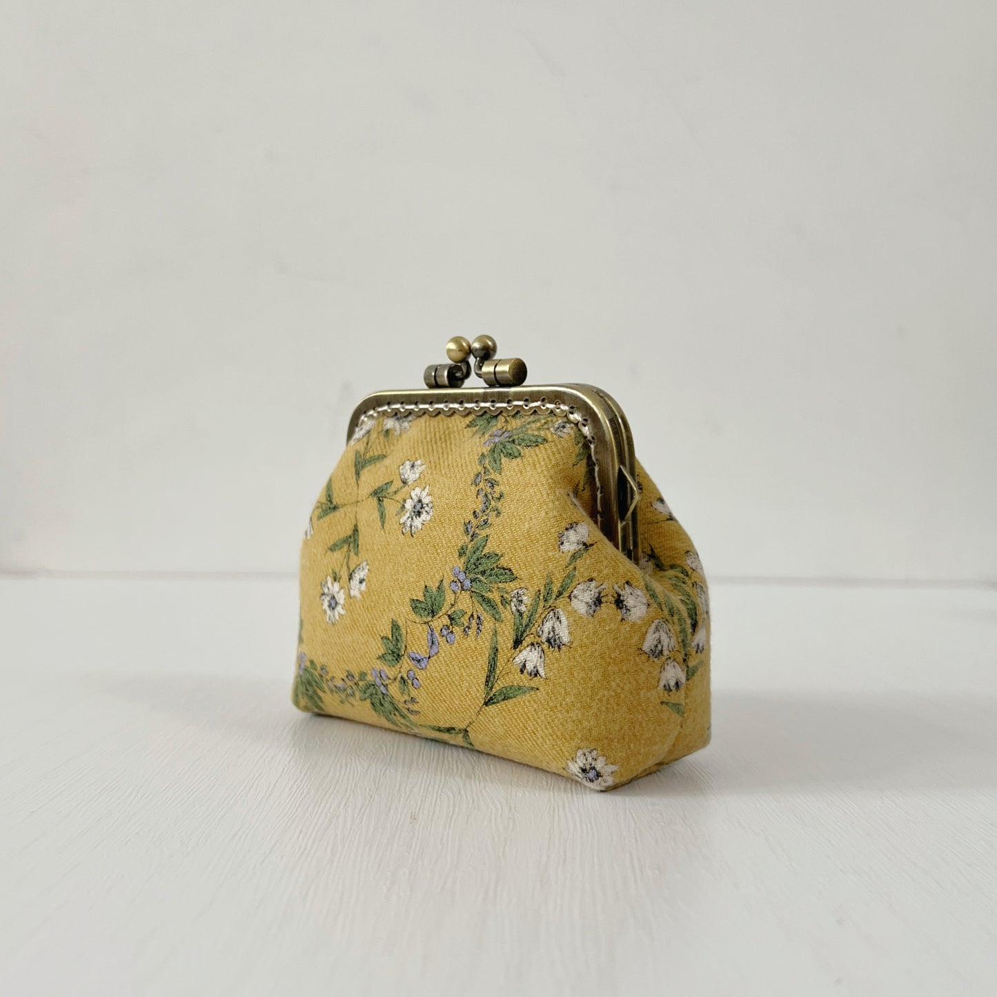 PRE-ORDER Handmade Kiss Lock Purse - Custard Yellow Floral Brushed Cotton Twill