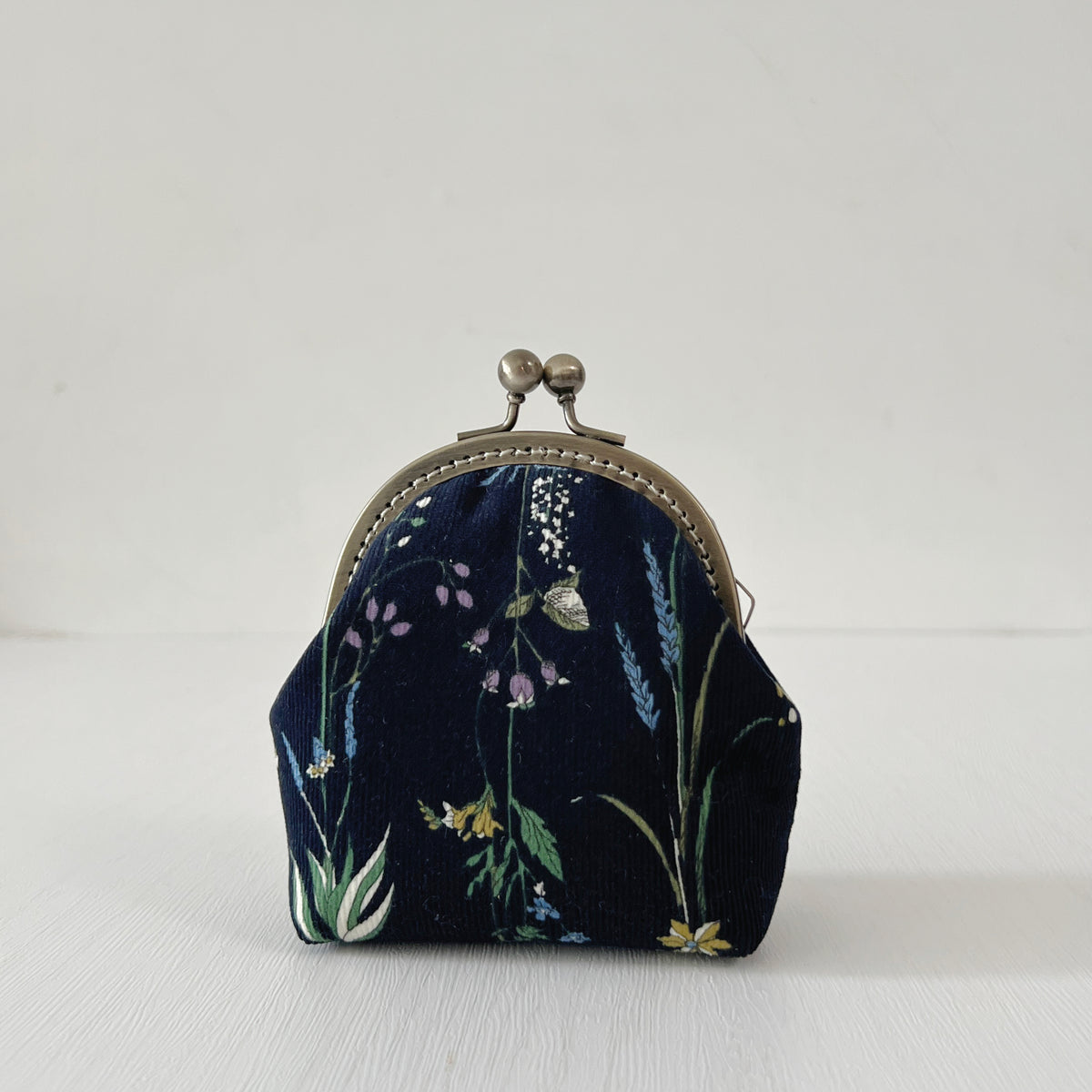 Arco S - Midnight Garden - Handmade Kiss Lock Corduroy Purse