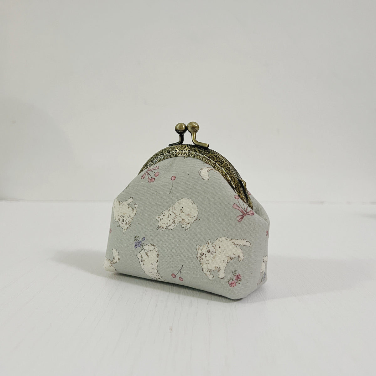 Handmade Kiss Lock Coin Purse - Parisian Cats