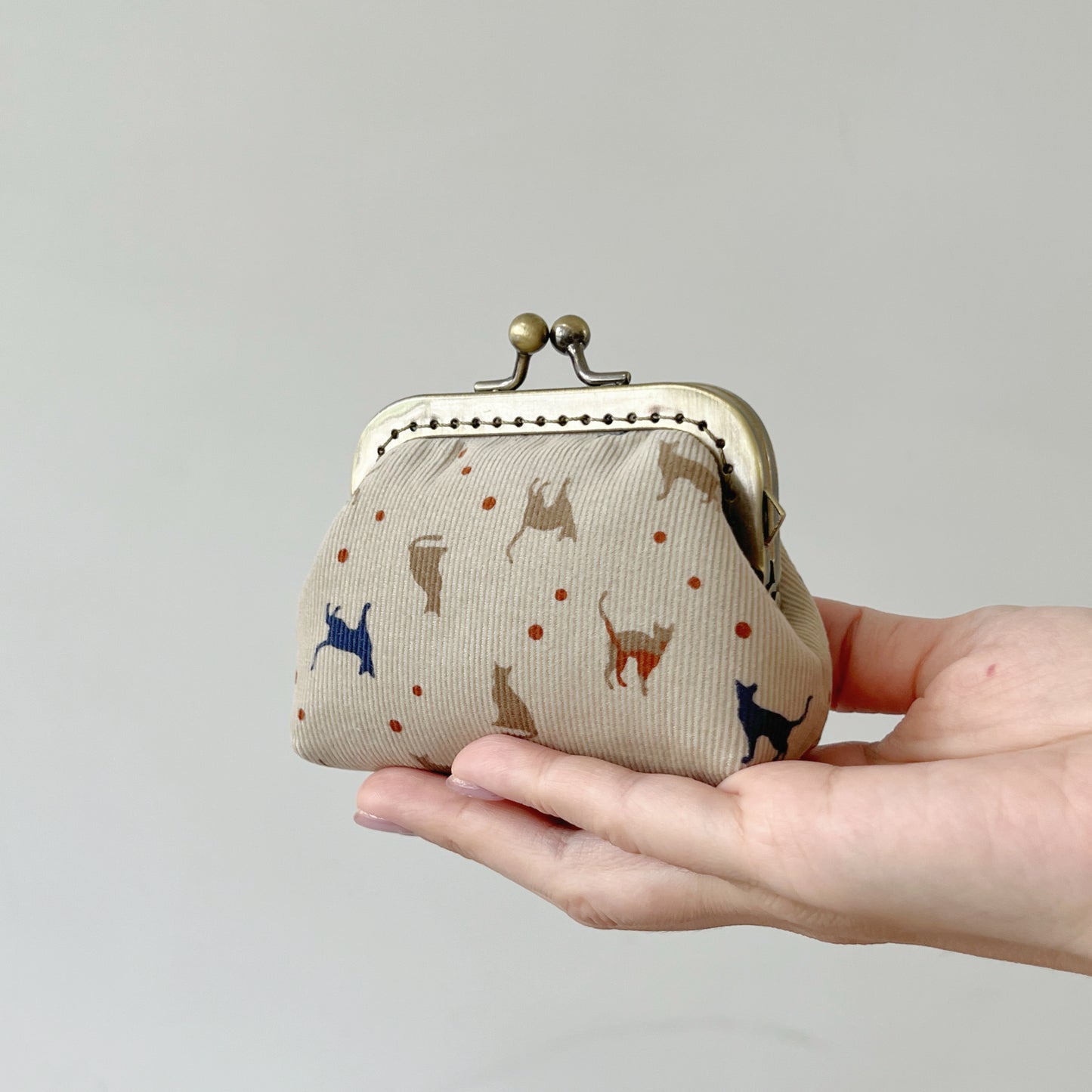 Beige Cats Corduroy Fabric Purse - Handsewn Kiss Lock Purse