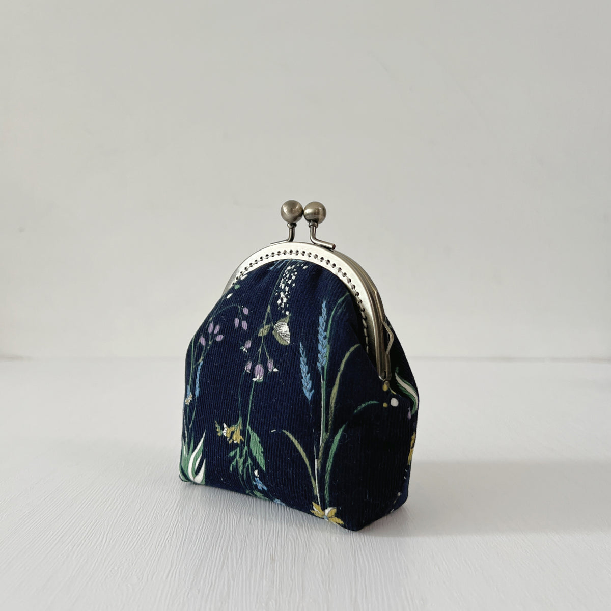 Arco S - Midnight Garden - Handmade Kiss Lock Corduroy Purse