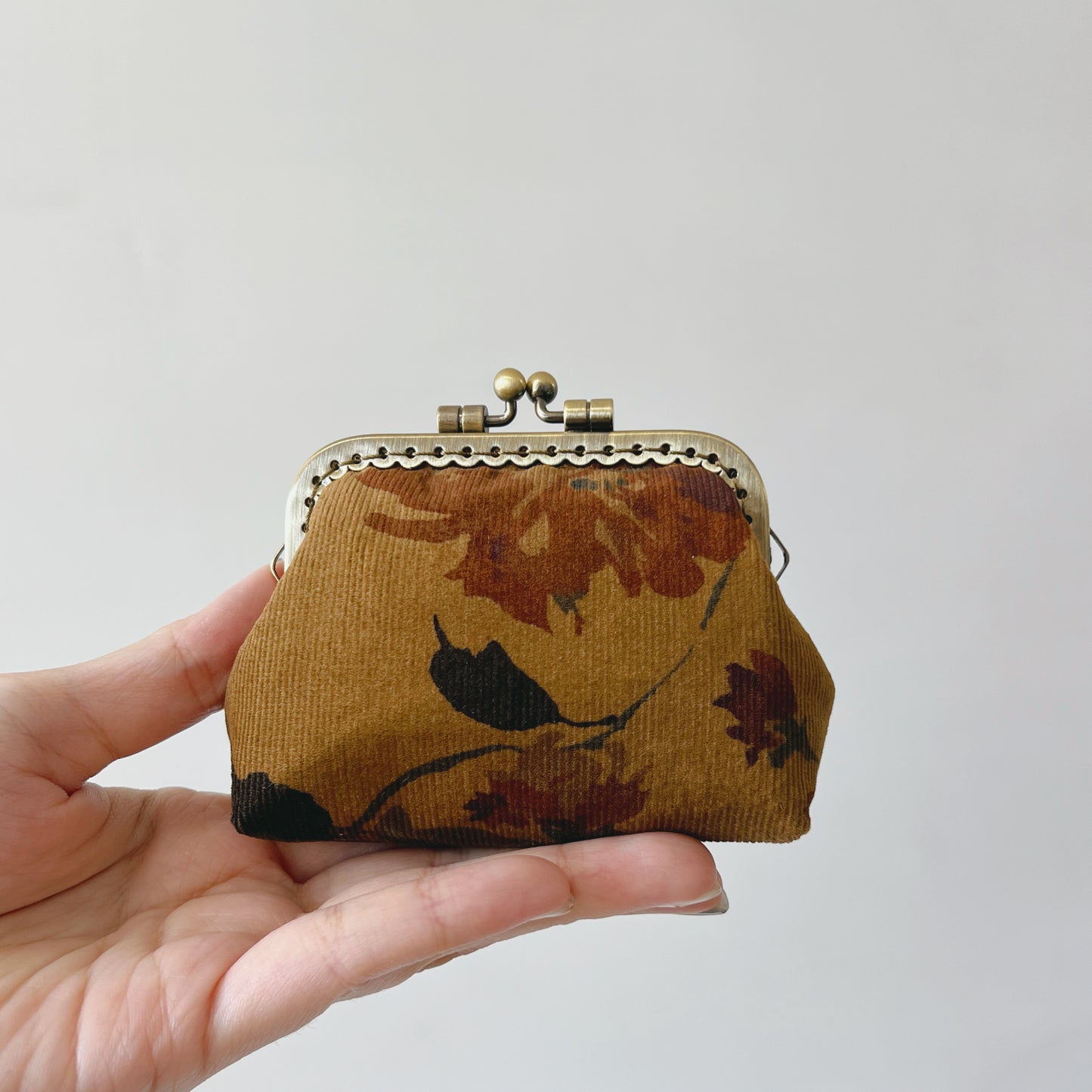 Brown Oriental Floral - Handmade Corduroy Fabric Kiss Lock Purse