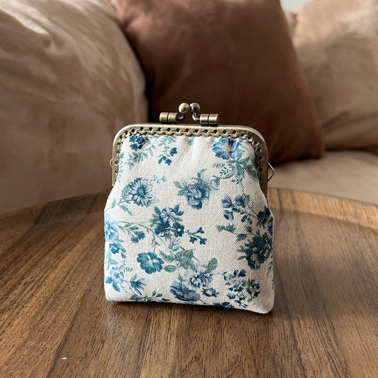 Blue Vintage Garden - Handsewn Kiss Lock Fabric Card Purse