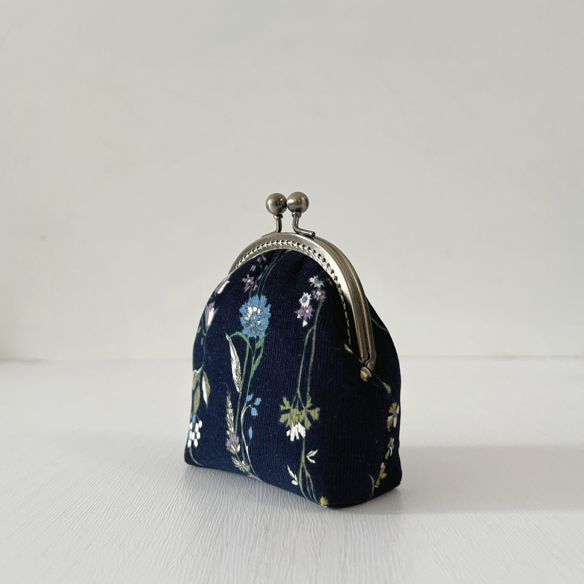 Arco S - Midnight Garden - Handmade Kiss Lock Corduroy Purse