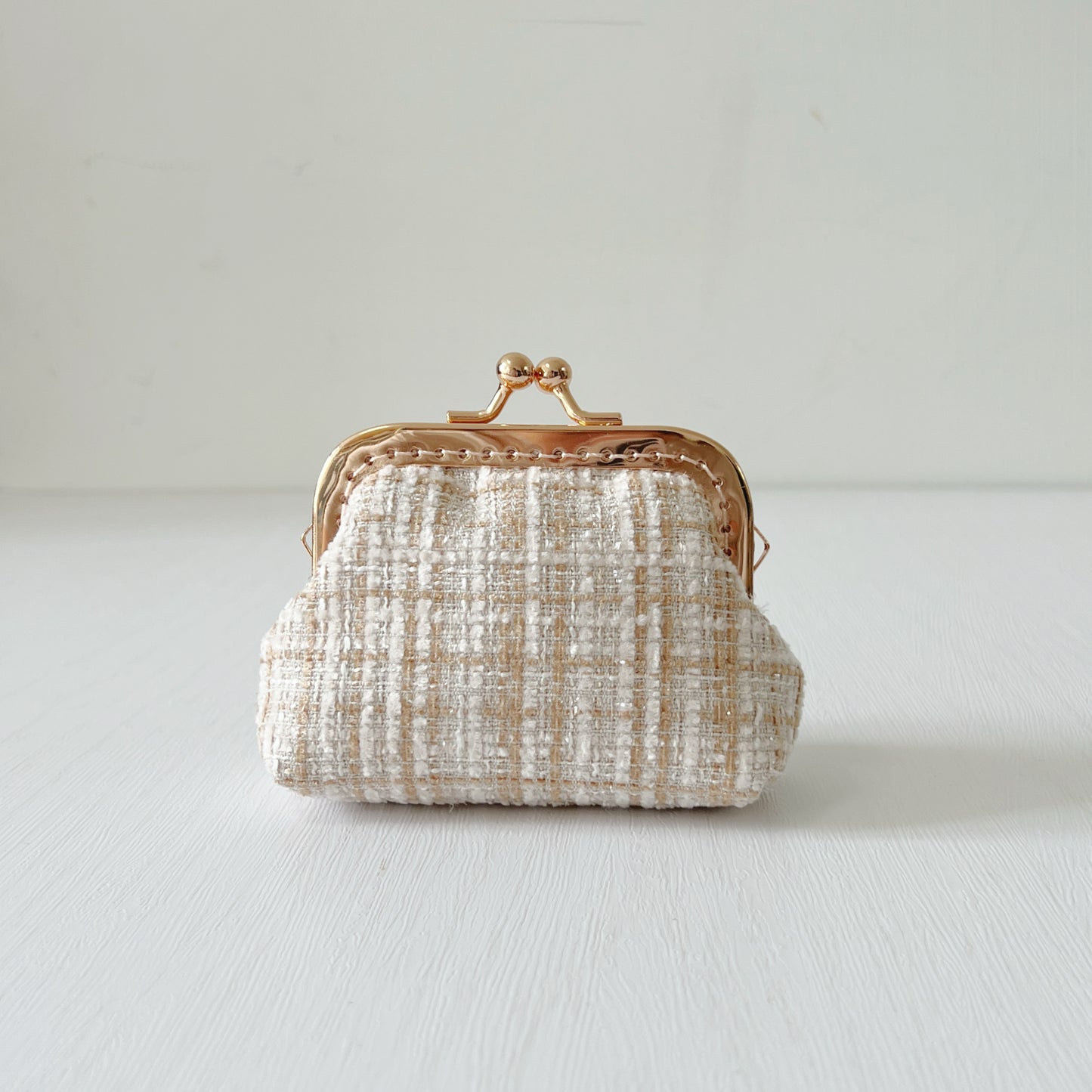 Beige Bouclé Tweed - Handmade Fabric Kiss Lock Purse