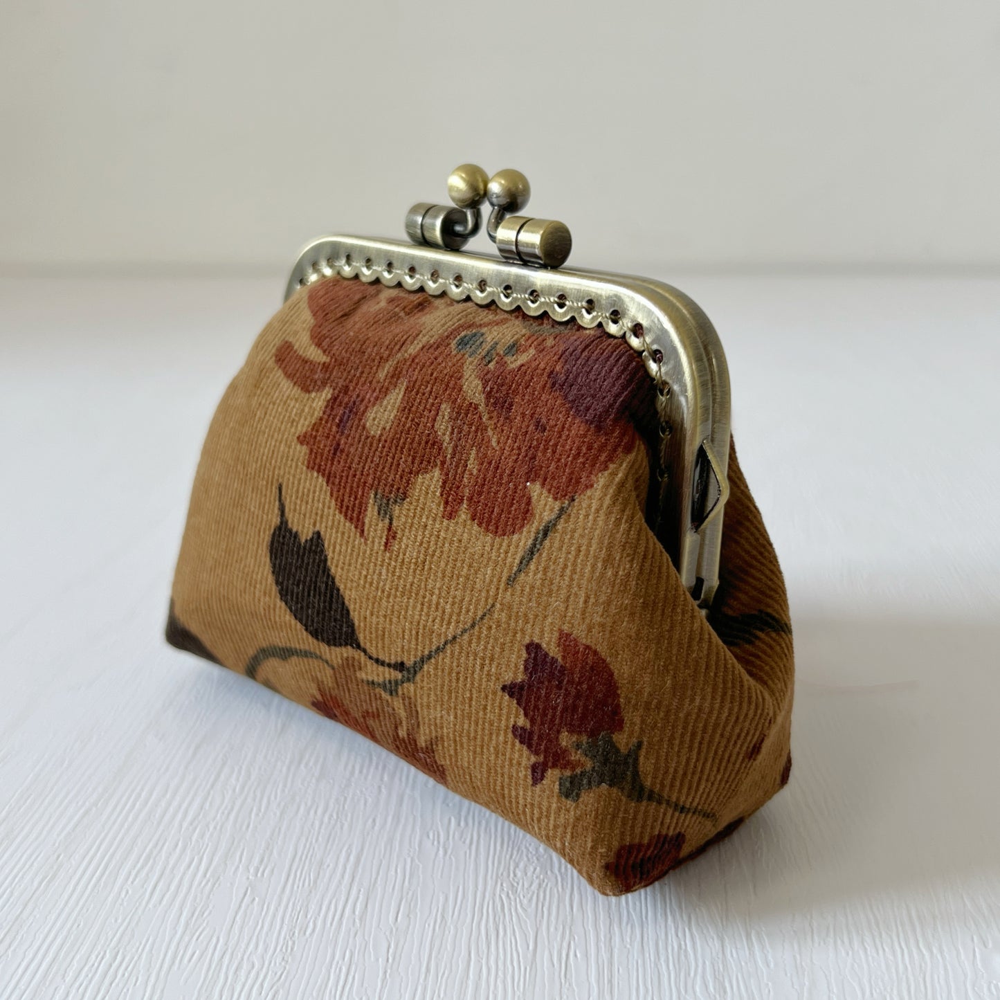 Brown Oriental Floral - Handmade Corduroy Fabric Kiss Lock Purse