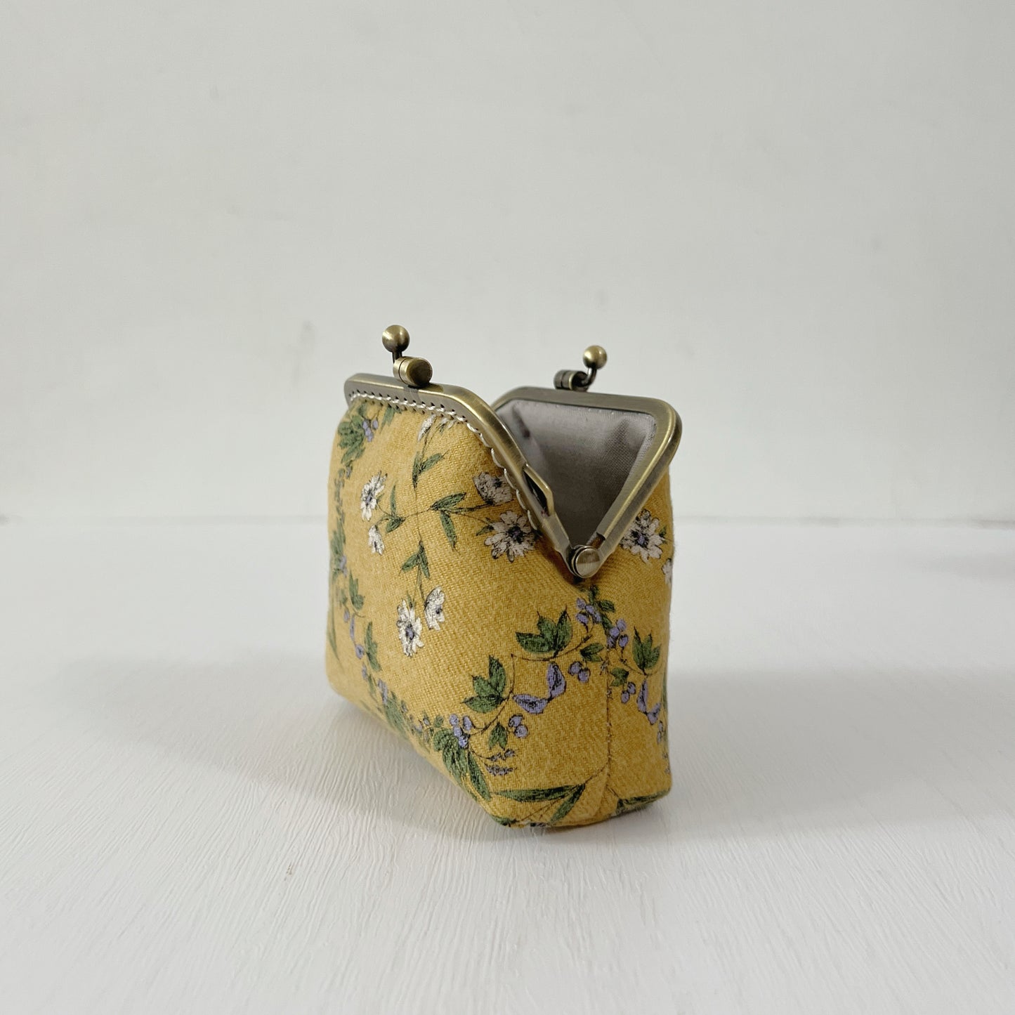 PRE-ORDER Handmade Kiss Lock Purse - Custard Yellow Floral Brushed Cotton Twill