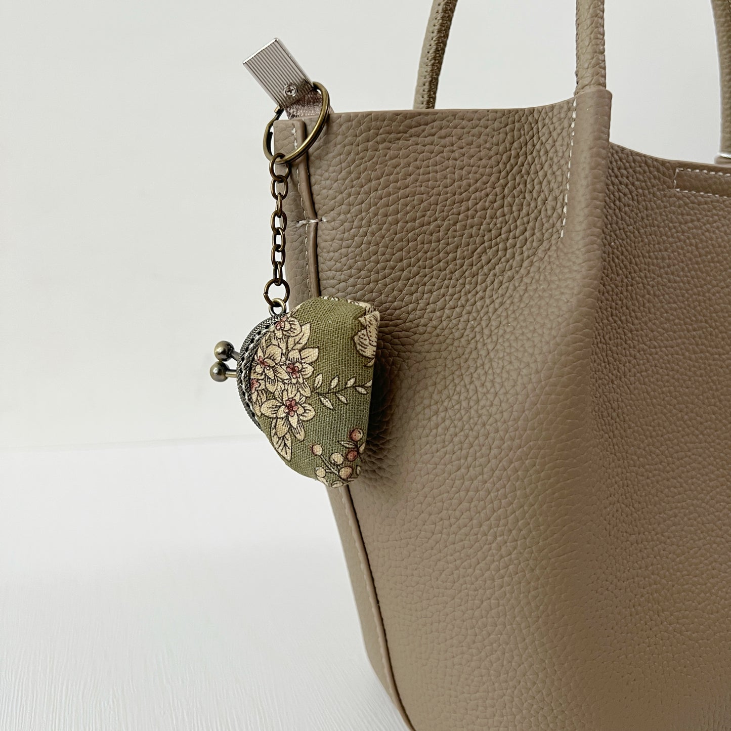 Green Old Garden - Handsewn Half Round Tiny Kiss Lock Purse Keychain