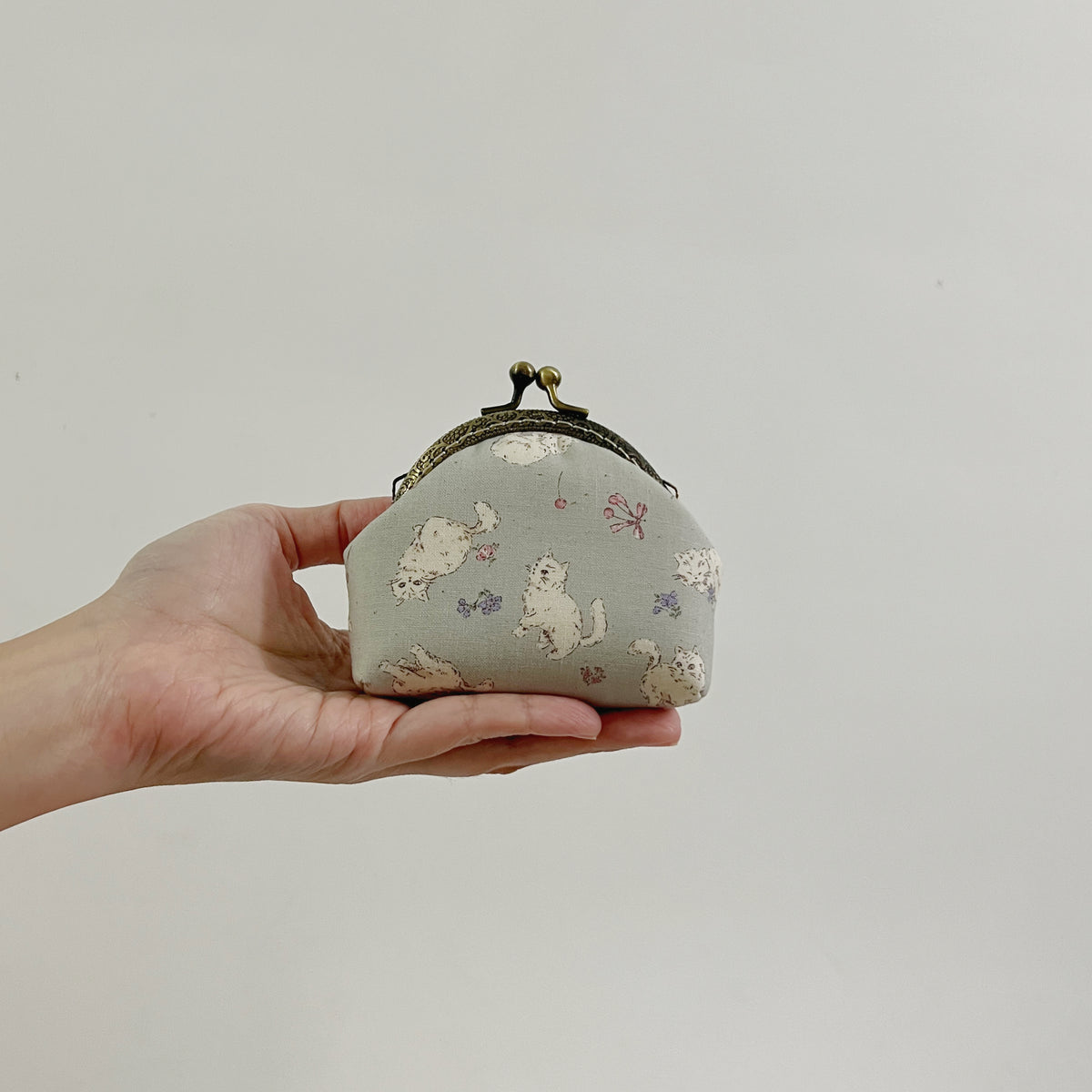 Handmade Kiss Lock Coin Purse - Parisian Cats
