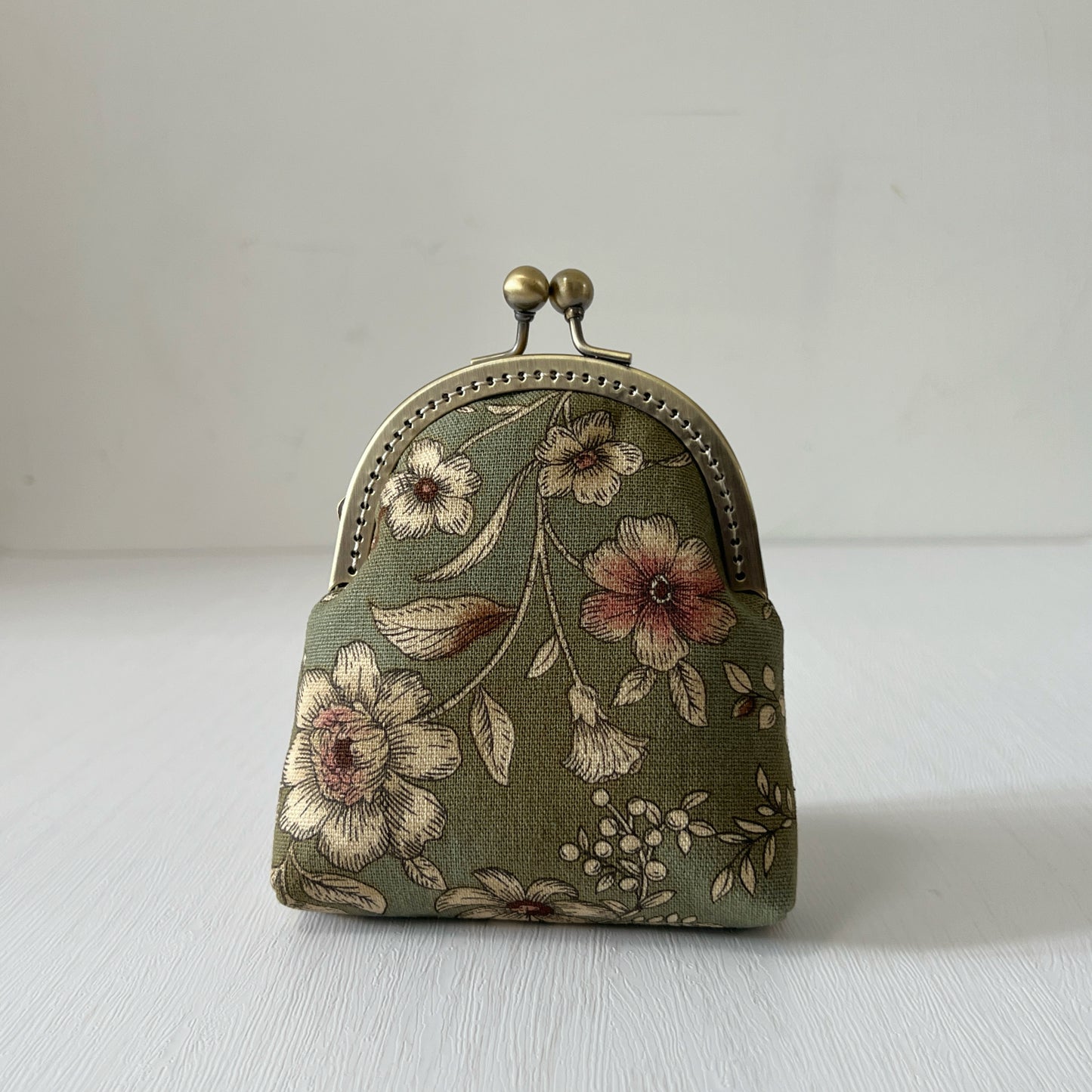 Old Green Garden Floral - Handmade Fabric Kiss Lock Purse