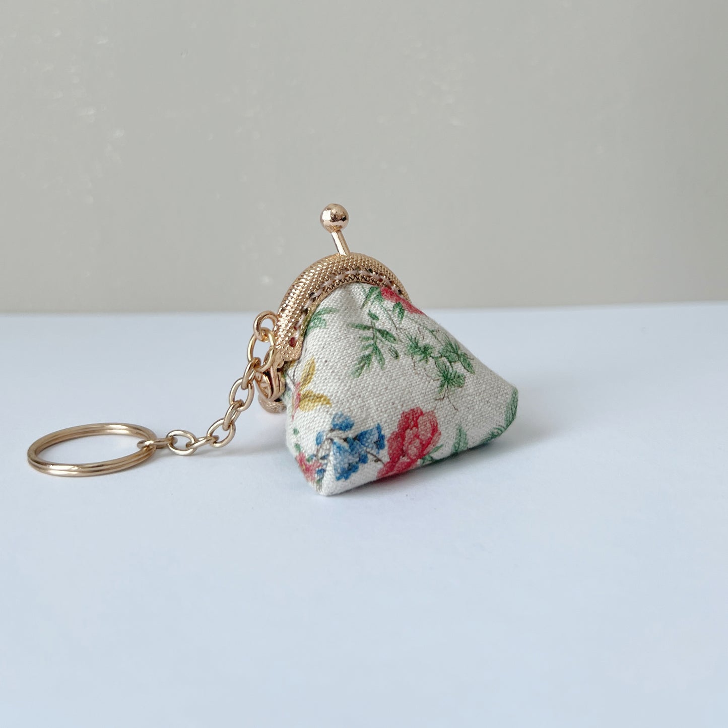 Red Secret Garden - Handmade Mini Tiny Fabric Kiss Lock Purse Keychain