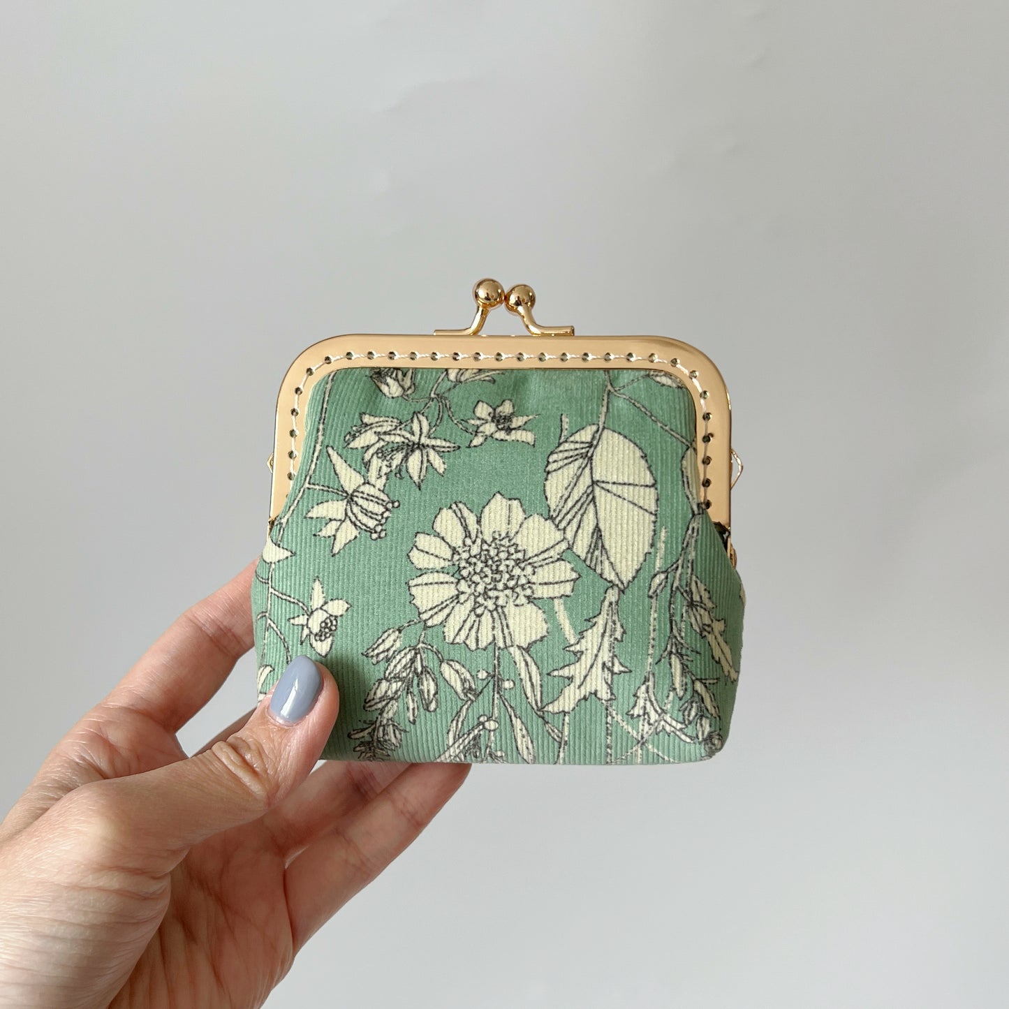 Mint Green Floral Corduroy - Handsewn Kiss Lock Fabric Card Purse