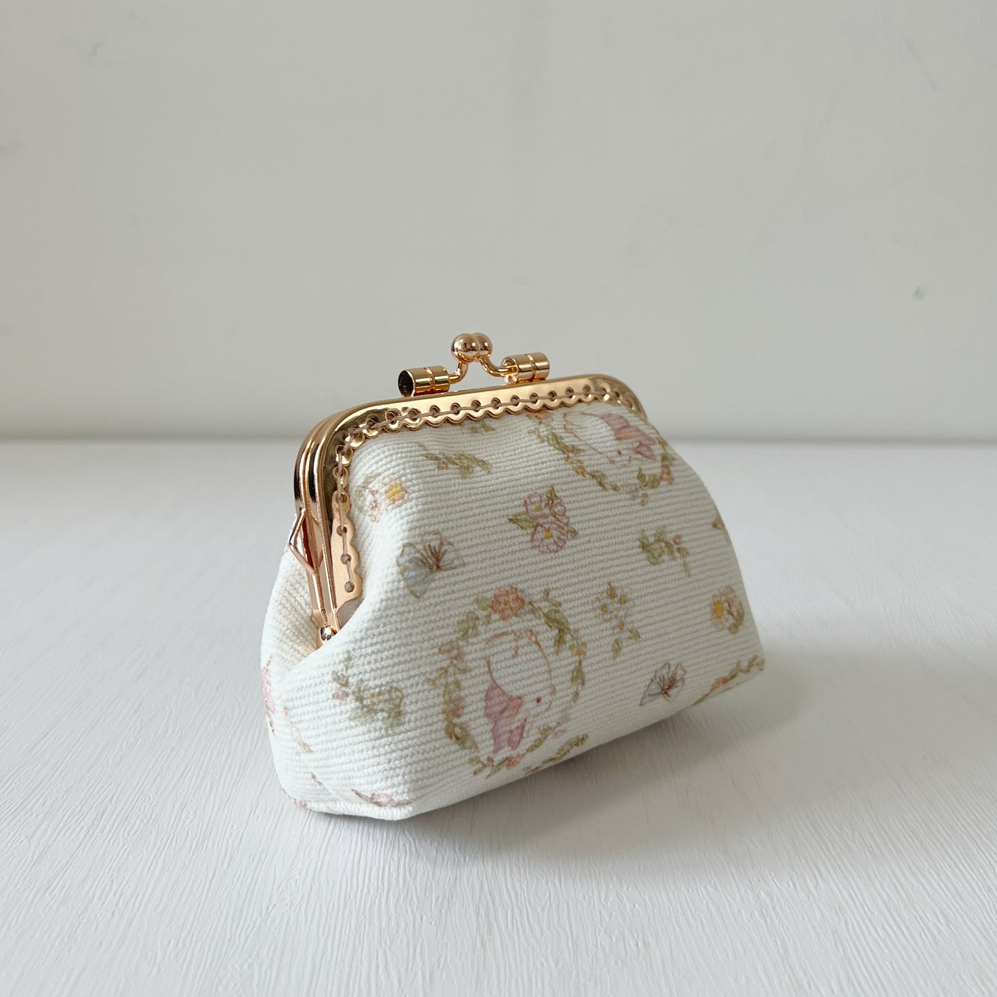 Vintage Garden Bunny - Handmade Corduroy Fabric Kiss Lock Purse