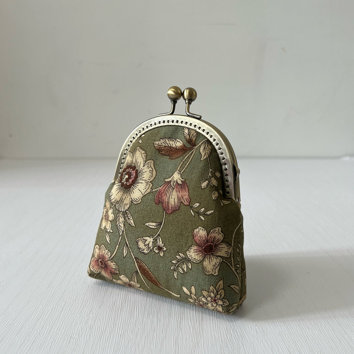Old Green Garden Floral - Handmade Fabric Kiss Lock Purse