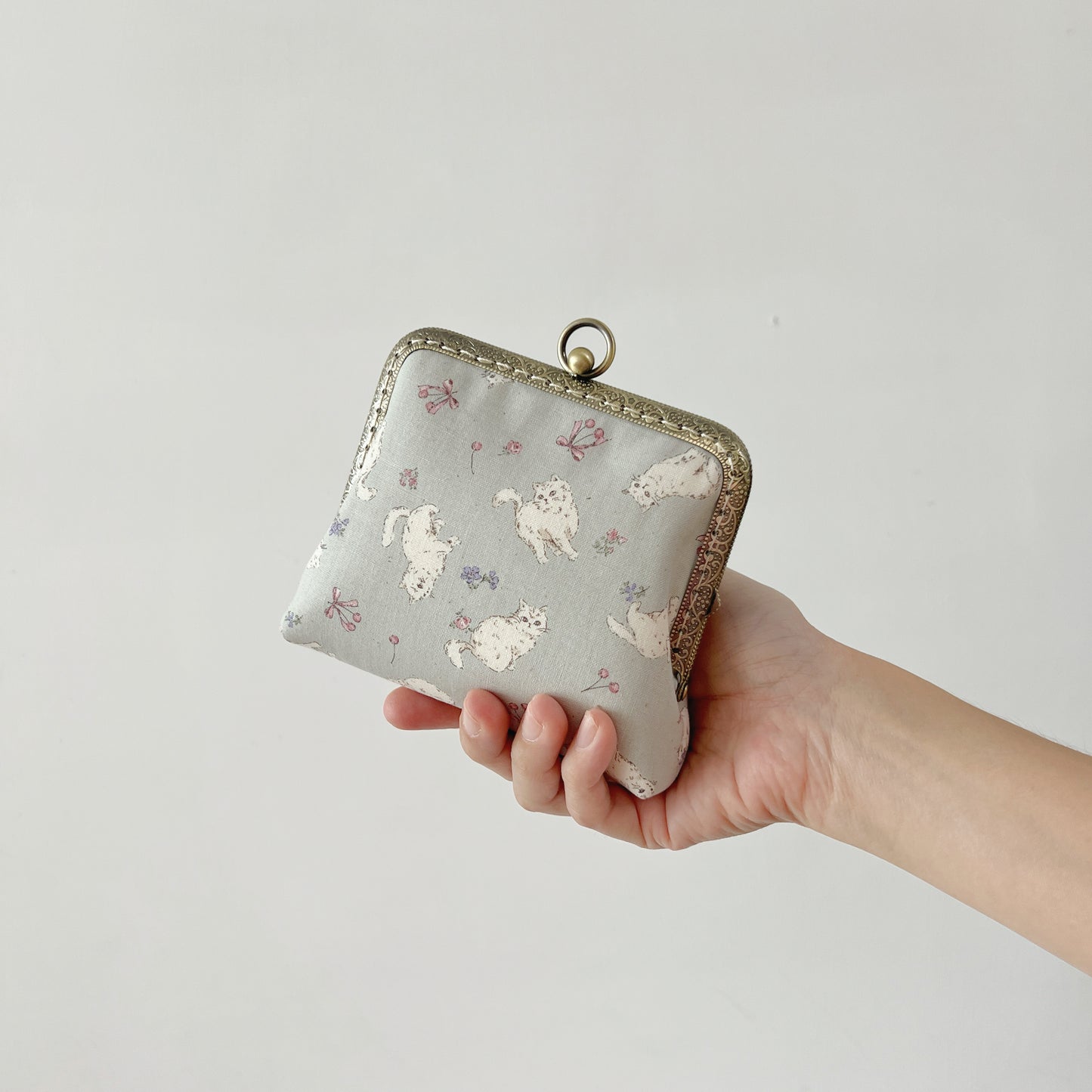 Handsewn Vintage Style Kiss Lock Purse - Classy Parisian Cat