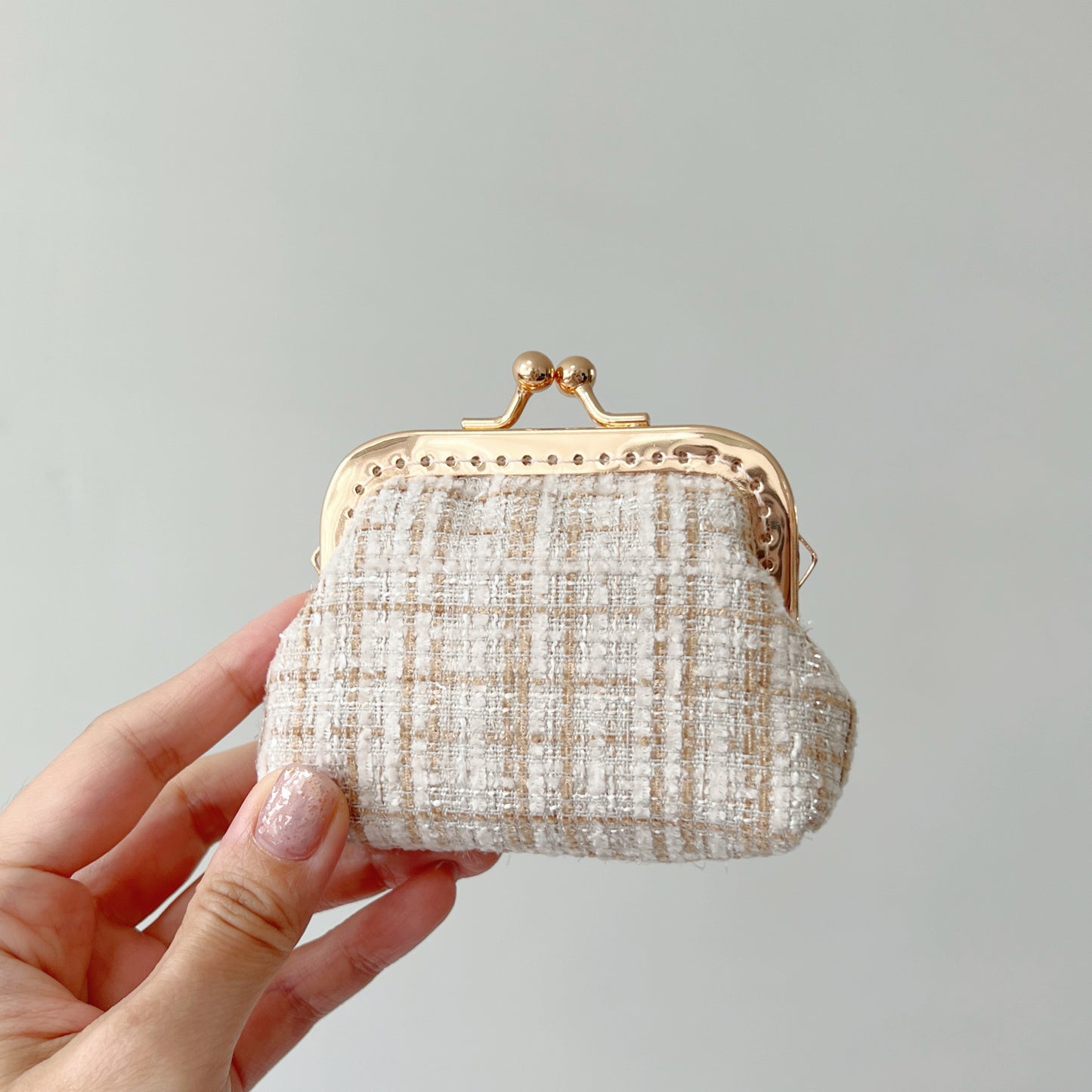 Beige Bouclé Tweed - Handmade Fabric Kiss Lock Purse