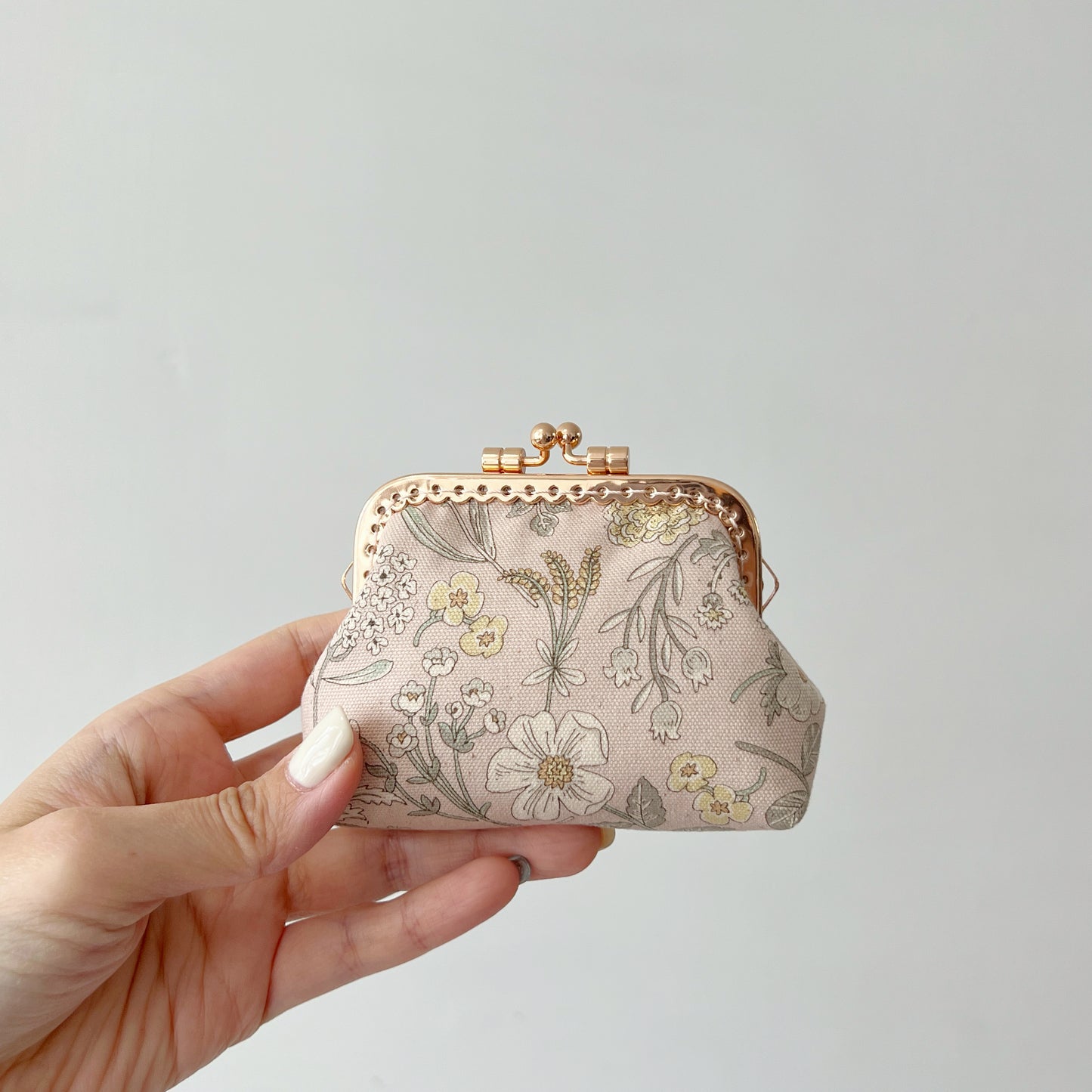 Soft Pink Vintage Garden - Handmade Fabric Kiss Lock Purse