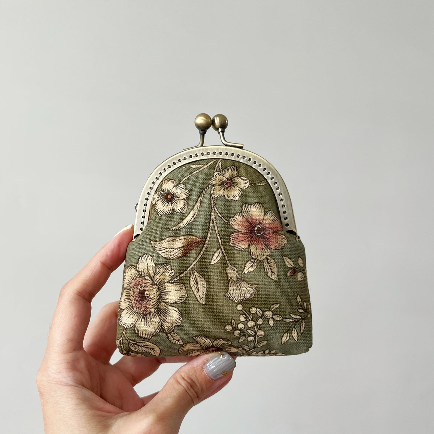 Old Green Garden Floral - Handmade Fabric Kiss Lock Purse