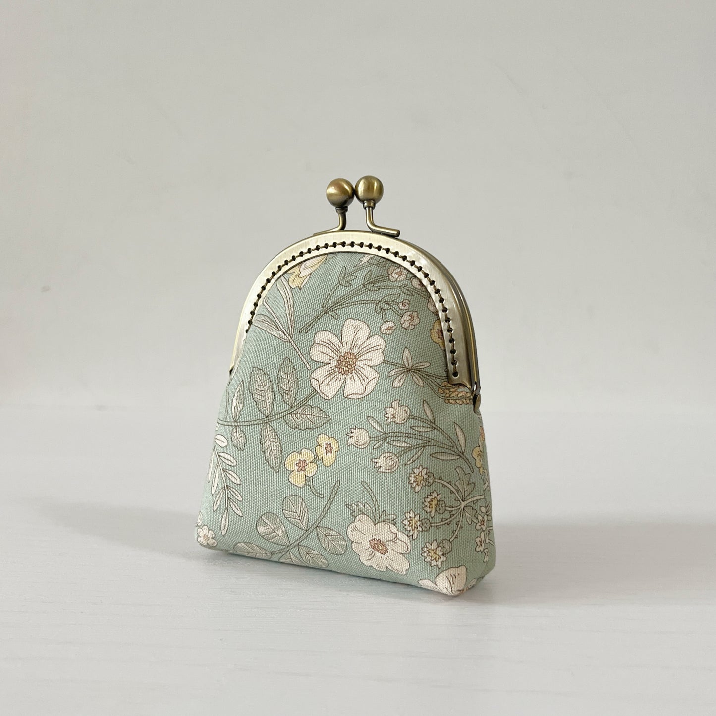 Vintage Green Spring Garden - Handmade Fabric Kiss Lock Purse