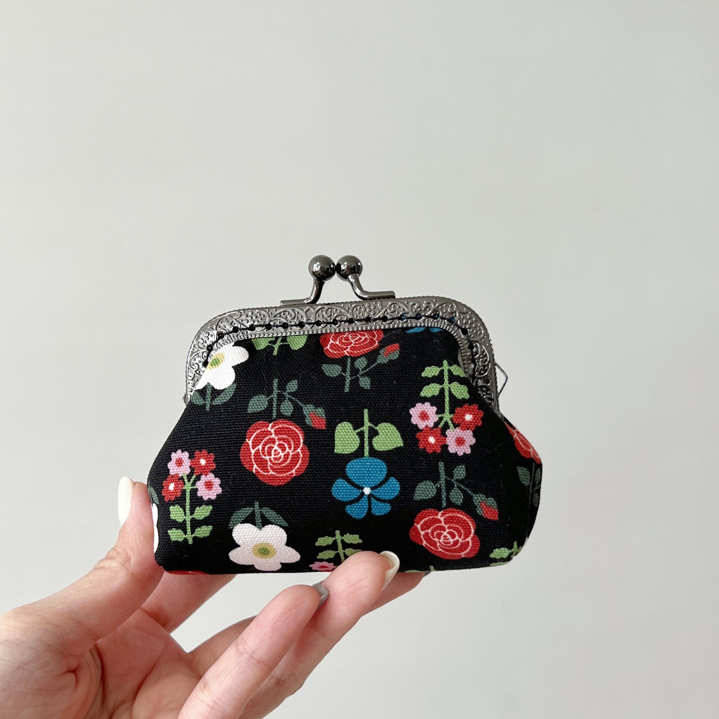 Black Retro Florals - Handmade Fabric Kiss Lock Purse