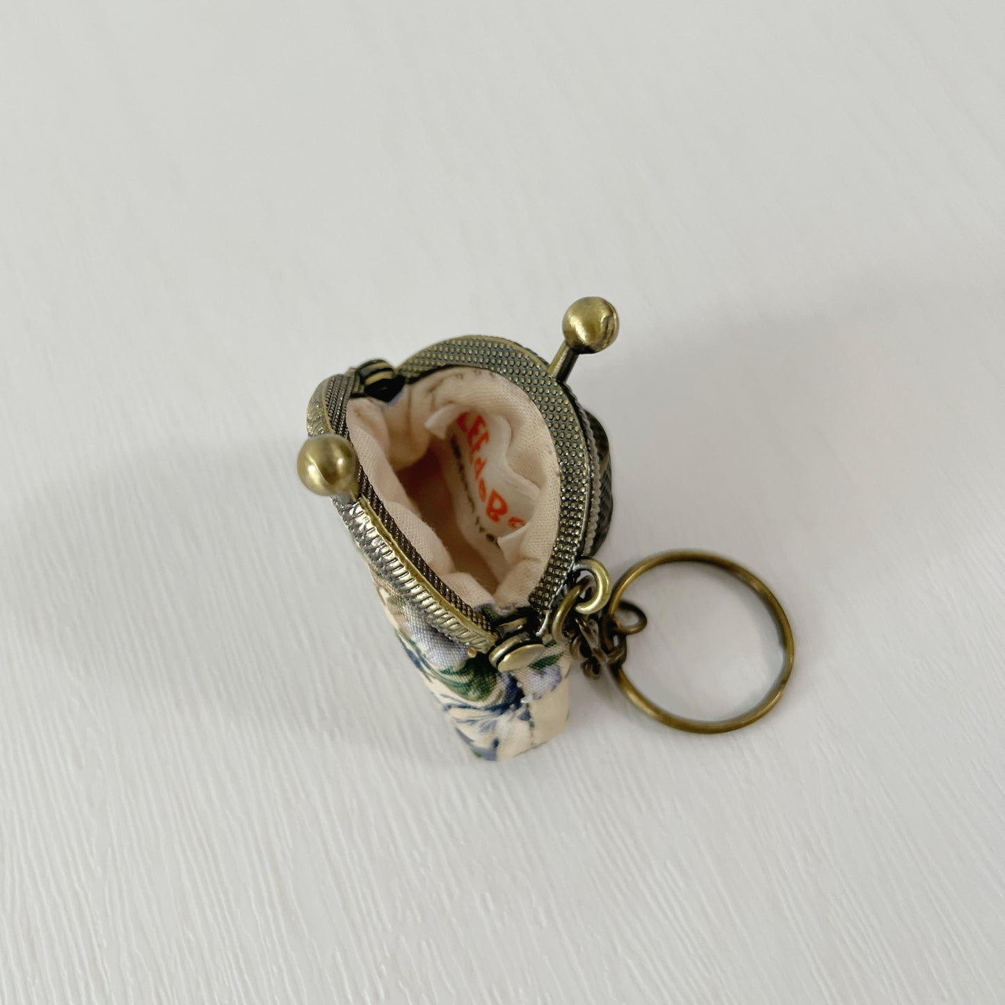 Secret Garden - Handmade Mini Tiny Fabric Kiss Lock Purse Keychain