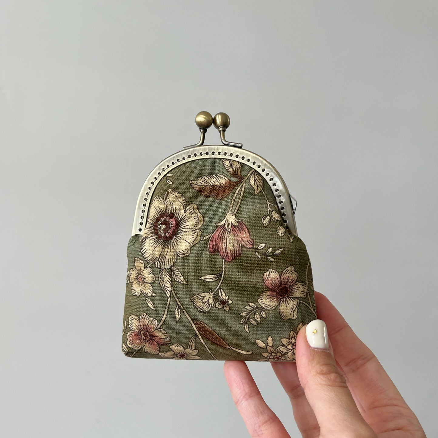 Old Green Garden Floral - Handmade Fabric Kiss Lock Purse