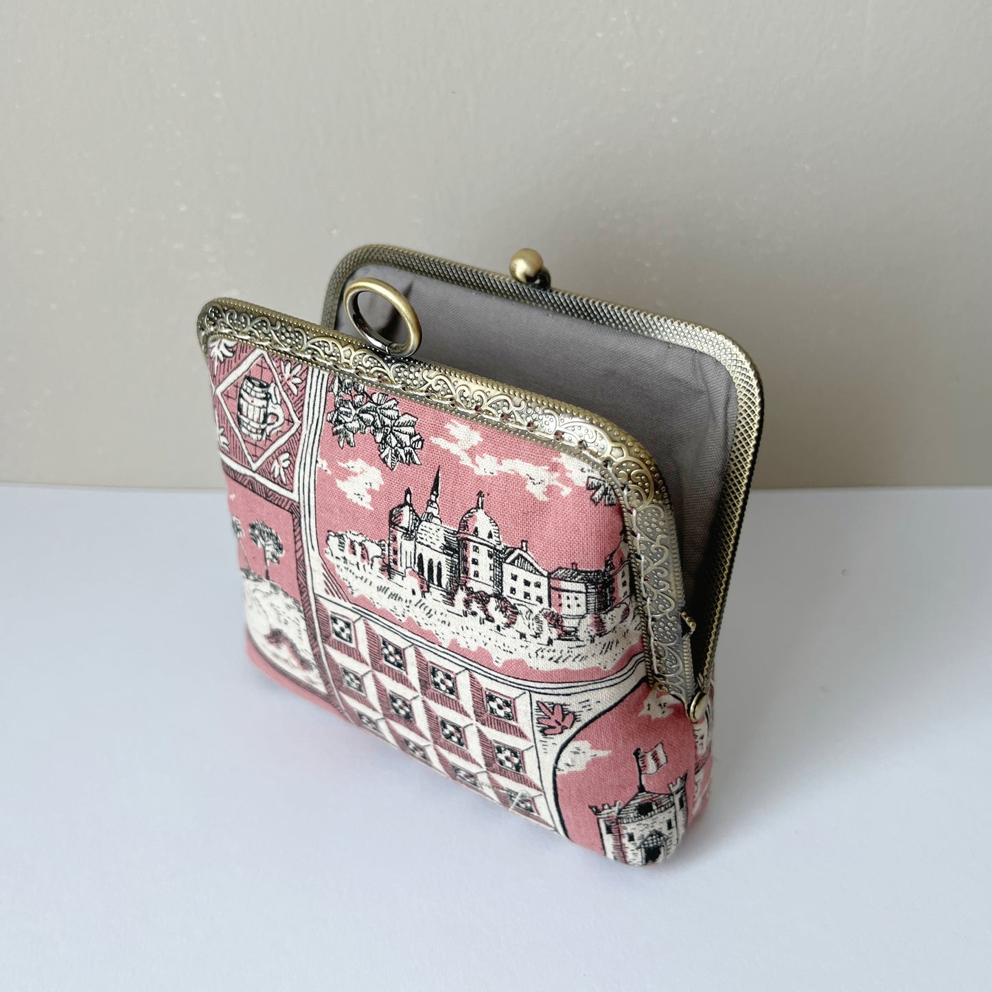 Handsewn Vintage Style Kiss Lock Frame Clutch Wallet - Old Pink Castle