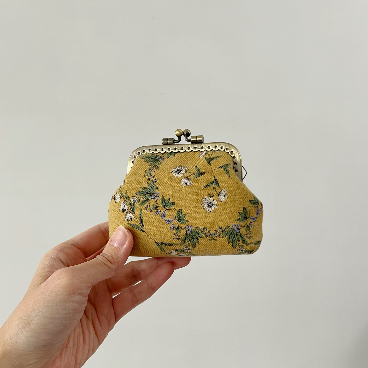 PRE-ORDER Handmade Kiss Lock Purse - Custard Yellow Floral Brushed Cotton Twill