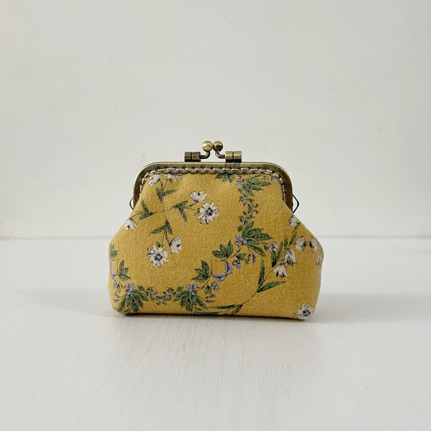 PRE-ORDER Handmade Kiss Lock Purse - Custard Yellow Floral Brushed Cotton Twill