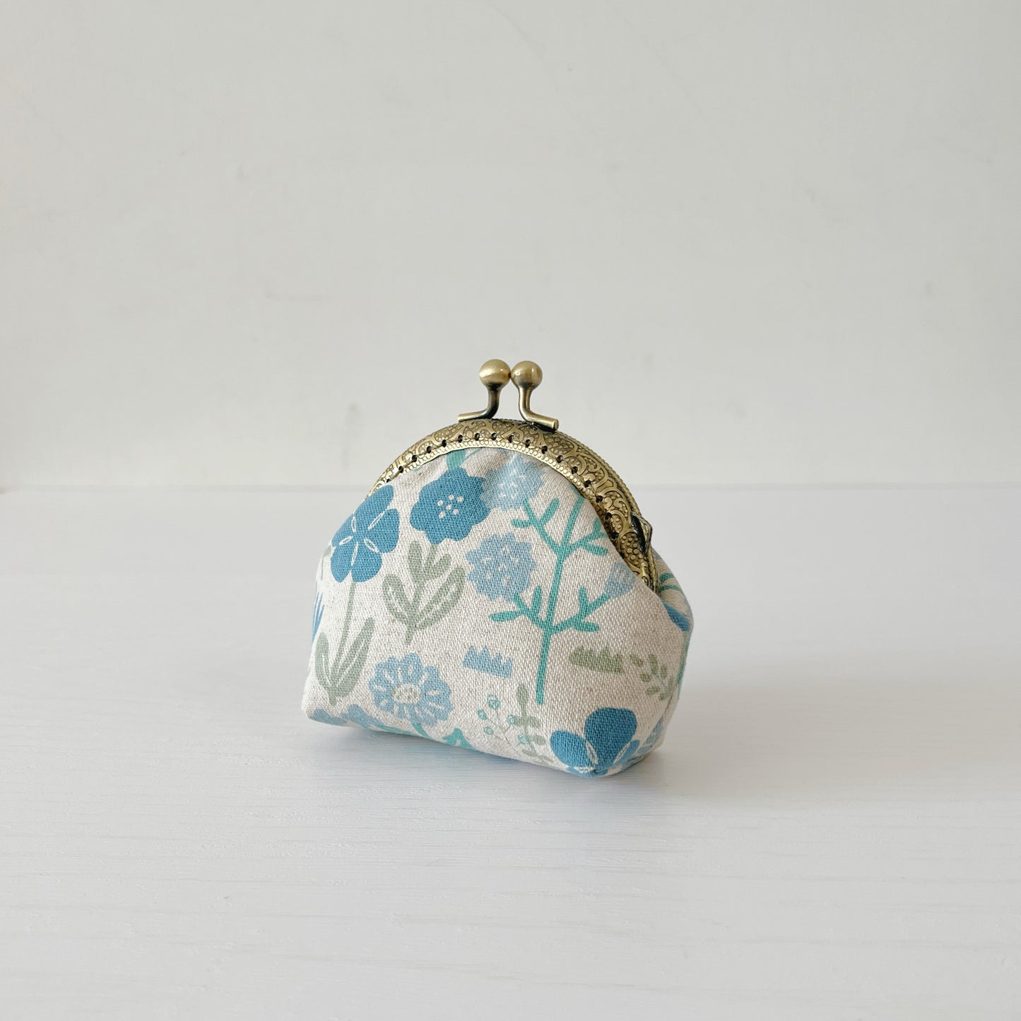 Handmade Round Kiss Lock Fabric Purse - Vintage Soft Blue Floral Linen