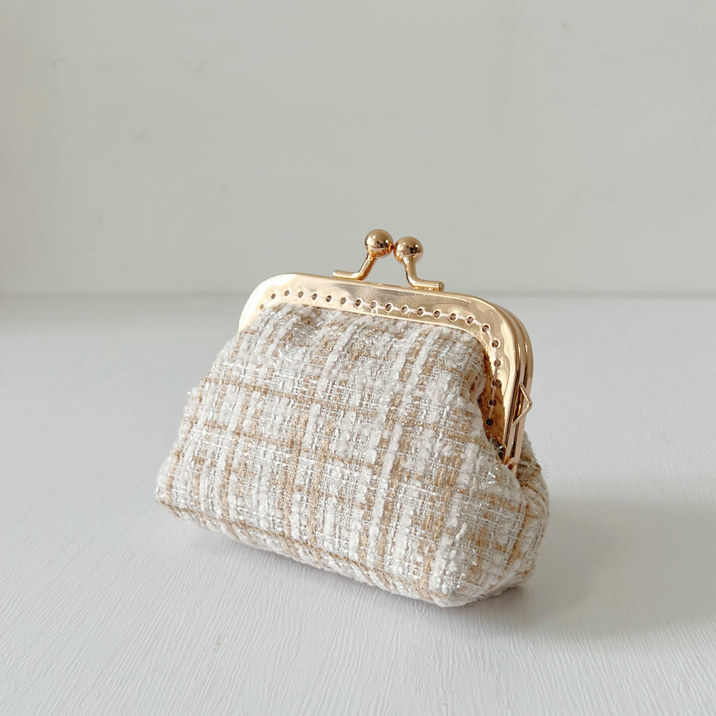 Beige Bouclé Tweed - Handmade Fabric Kiss Lock Purse