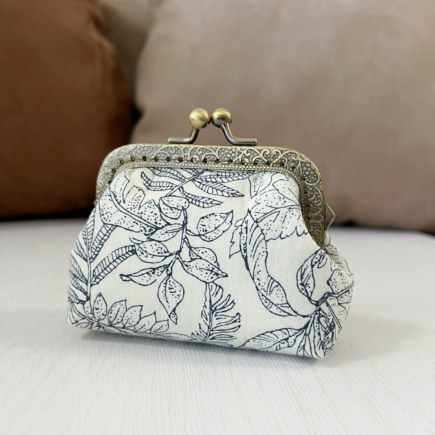 White Forest - Handmade Fabric Kiss Lock Purse