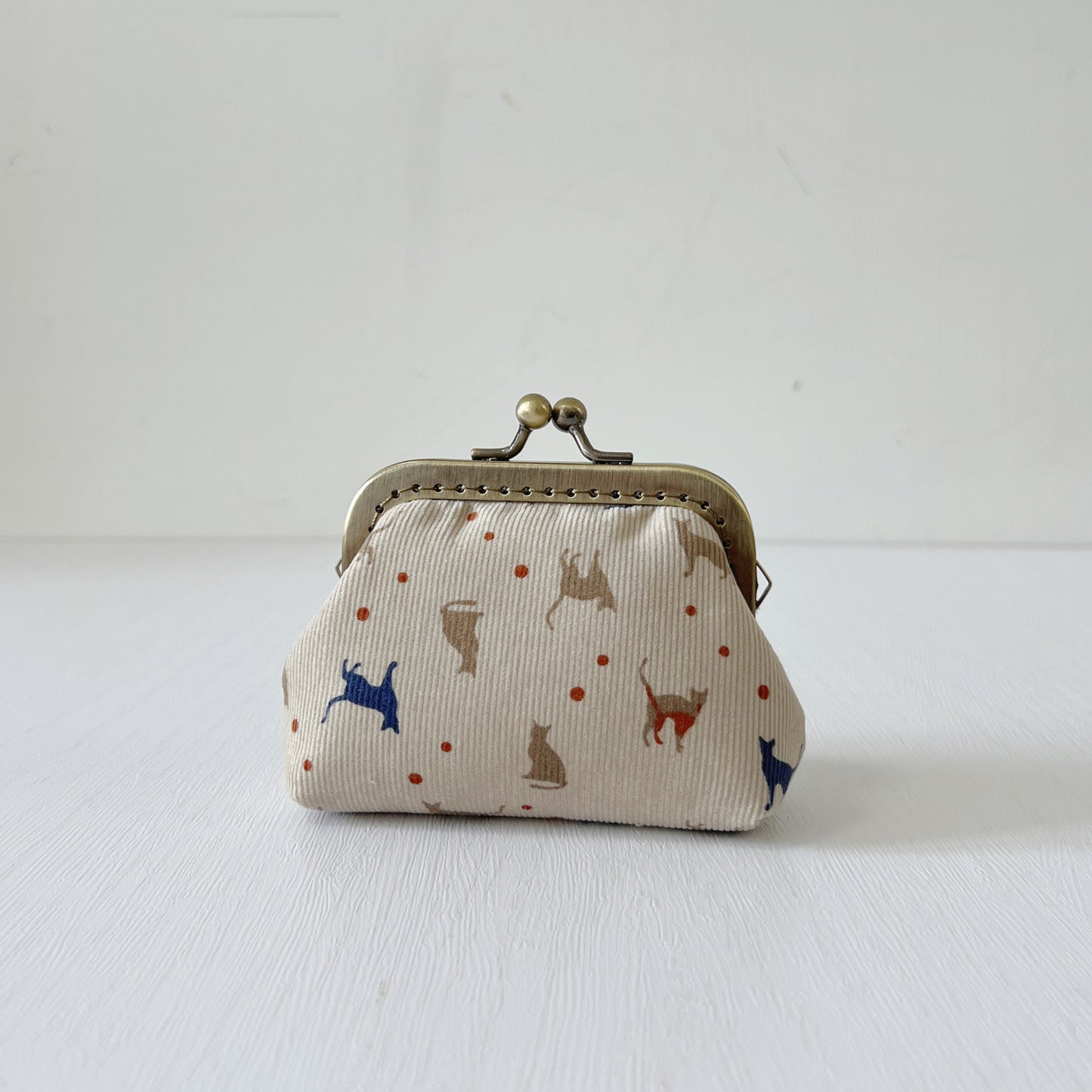 Beige Cats Corduroy Fabric Purse - Handsewn Kiss Lock Purse