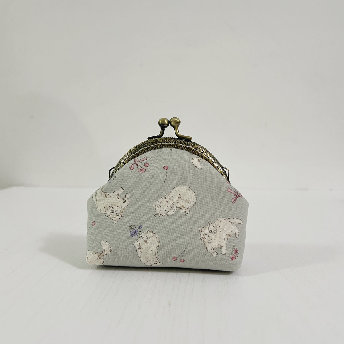 Handmade Kiss Lock Coin Purse - Parisian Cats