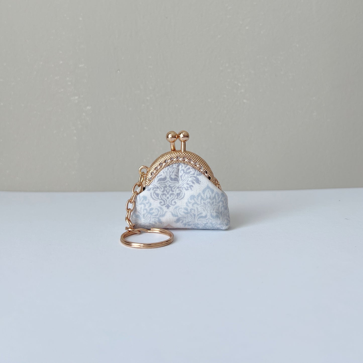 Vintage Style Handmade Mini Tiny Fabric Kiss Lock Purse Keychain