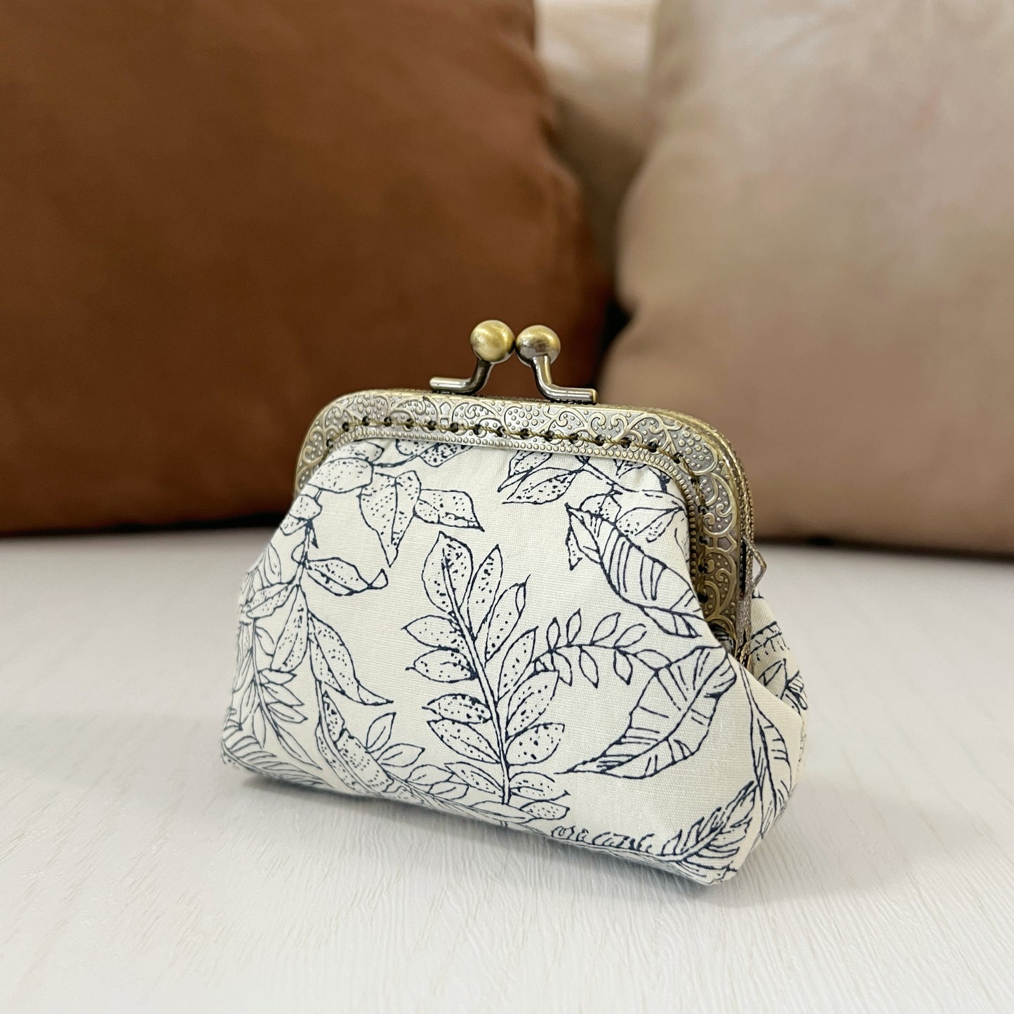 White Forest - Handmade Fabric Kiss Lock Purse