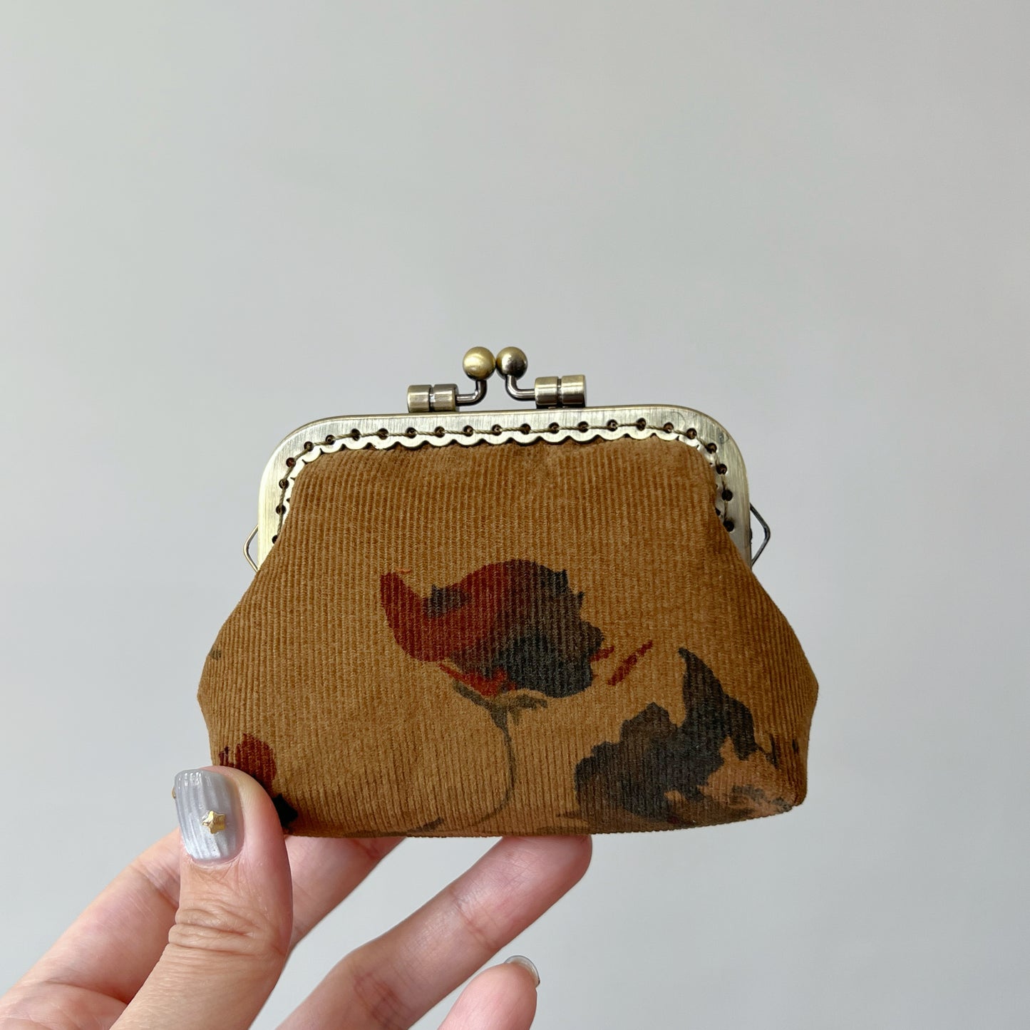 Brown Oriental Floral - Handmade Corduroy Fabric Kiss Lock Purse