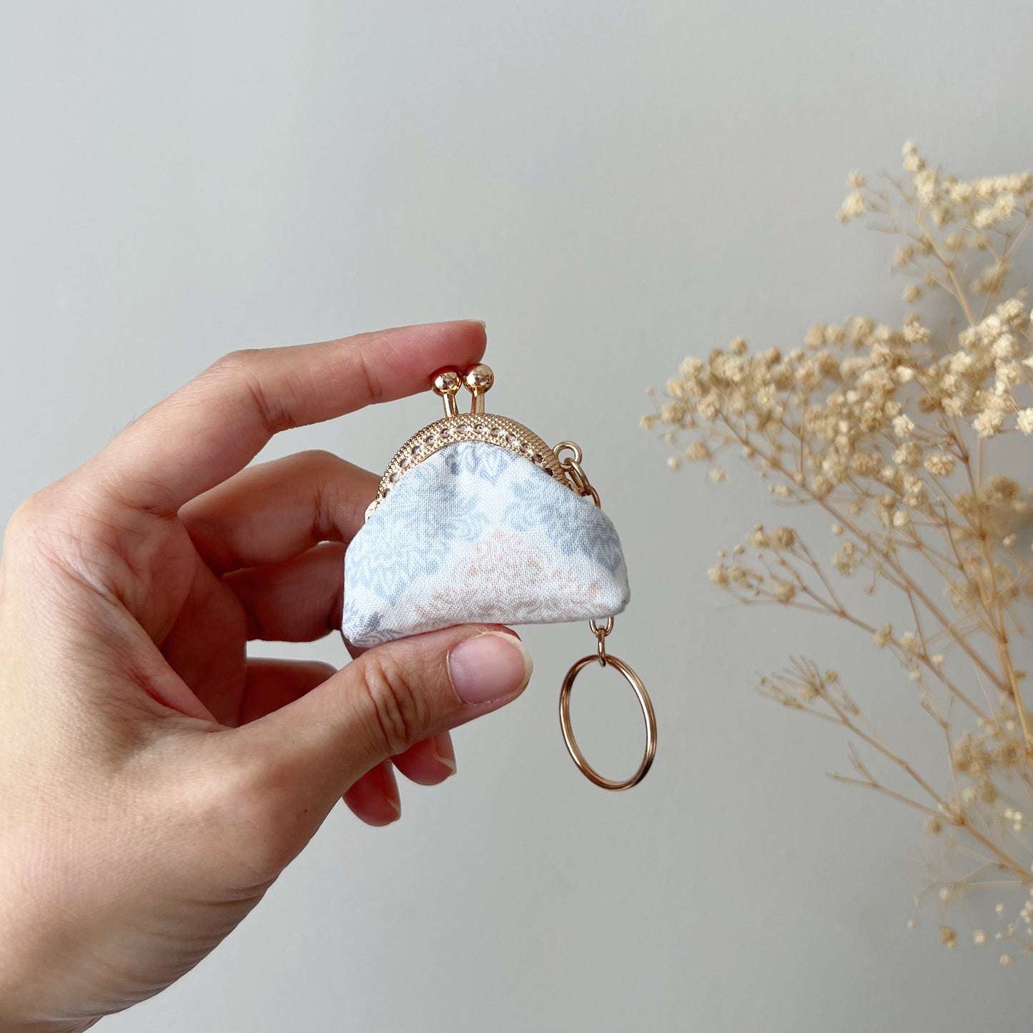 Vintage Style Handmade Mini Tiny Fabric Kiss Lock Purse Keychain