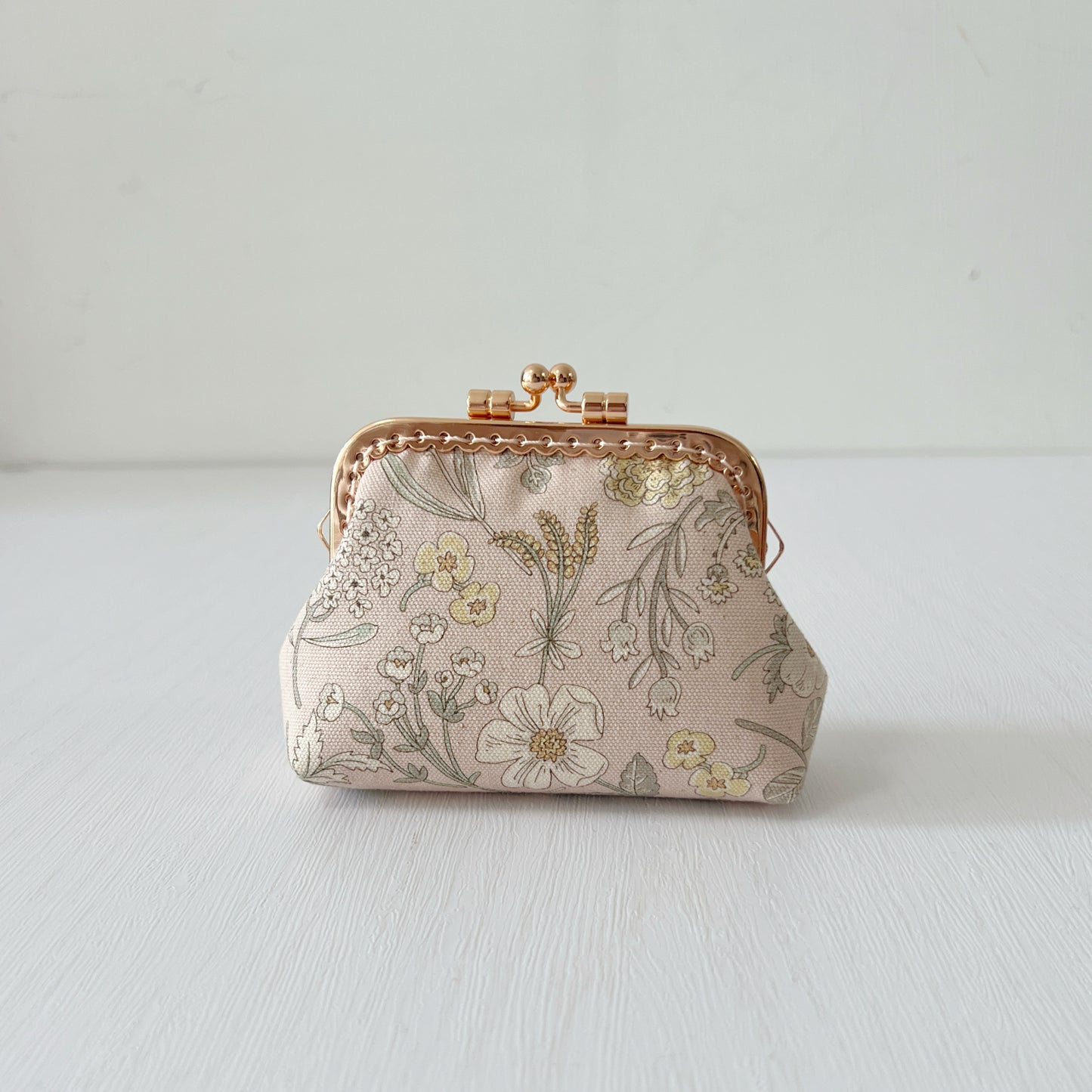 Soft Pink Vintage Garden - Handmade Fabric Kiss Lock Purse