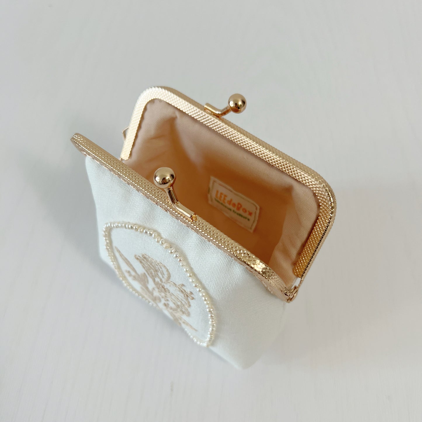 Handmade Embroidered Kiss Lock Card Purse - White Embroidery and Pearls