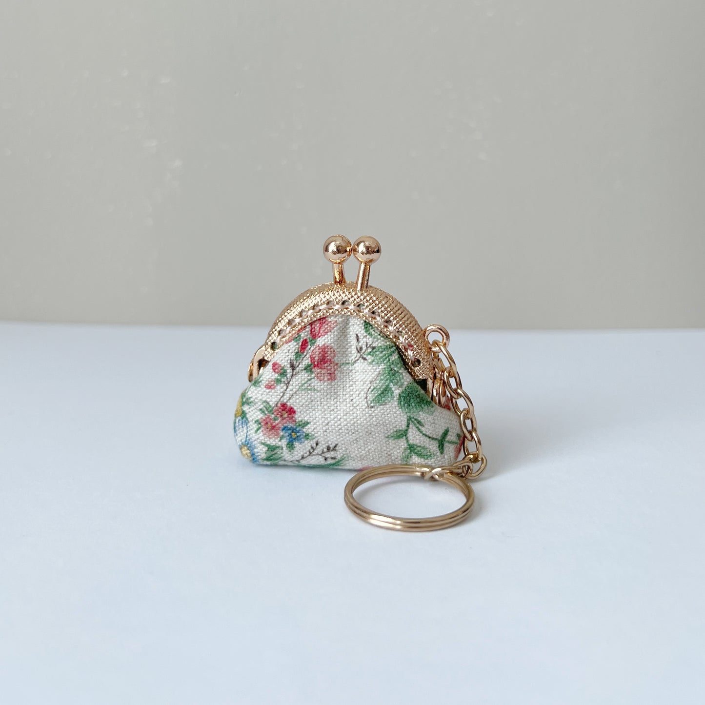 Red Secret Garden - Handmade Mini Tiny Fabric Kiss Lock Purse Keychain