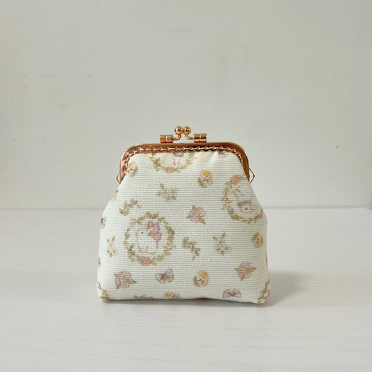 Vintage Garden Bunny - Handsewn Kiss Lock Fabric Purse