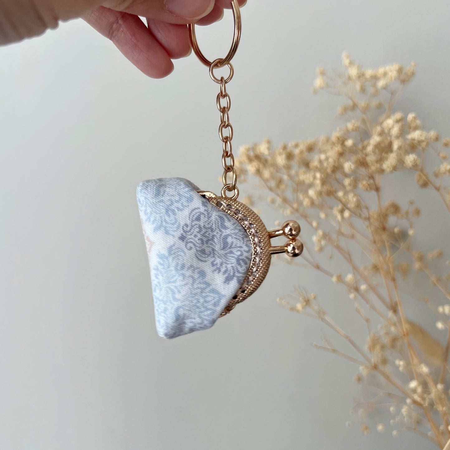 Vintage Style Handmade Mini Tiny Fabric Kiss Lock Purse Keychain