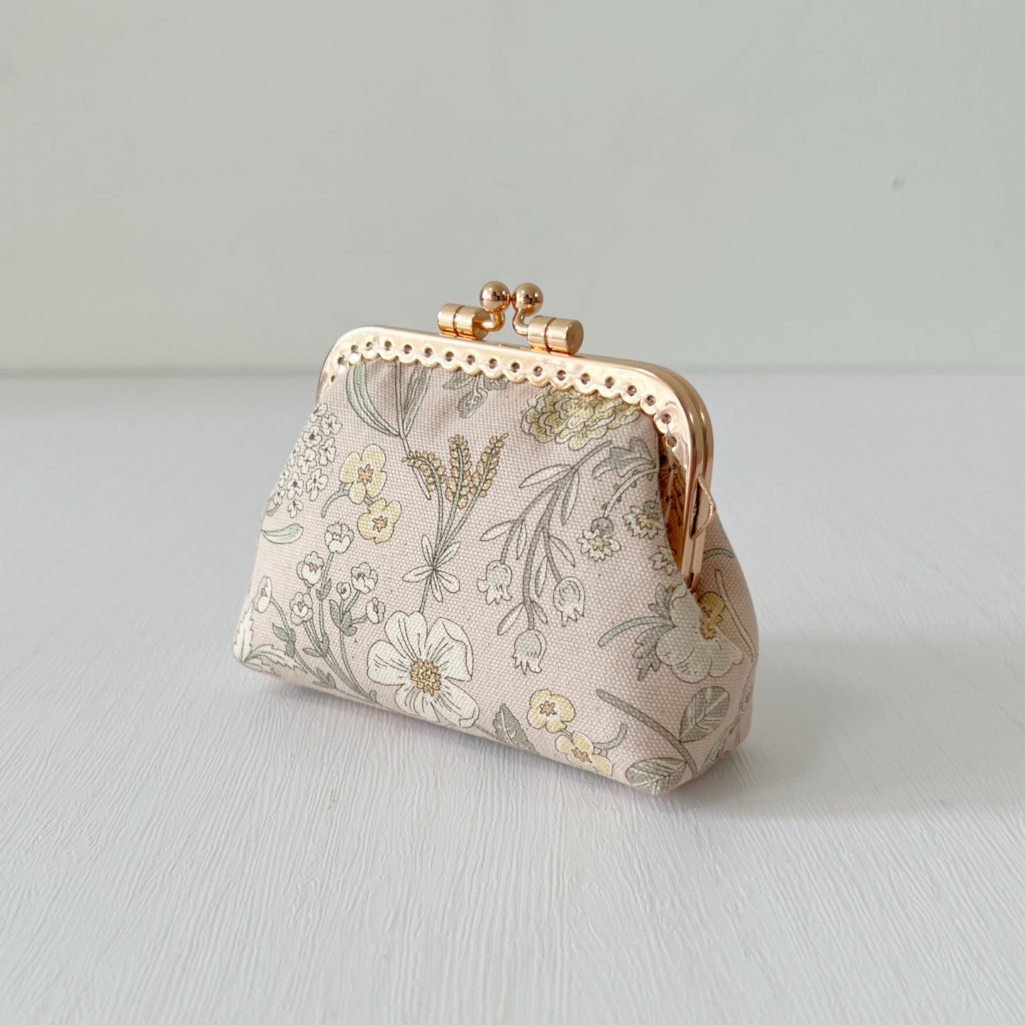 Soft Pink Vintage Garden - Handmade Fabric Kiss Lock Purse