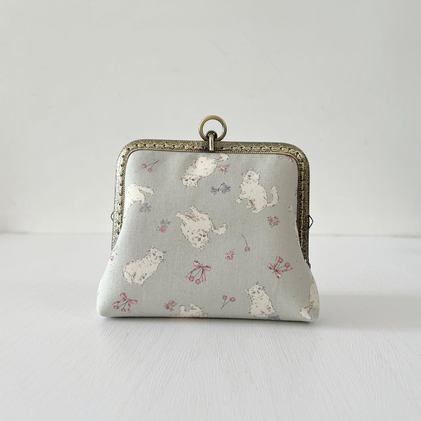 Handsewn Vintage Style Kiss Lock Purse - Classy Parisian Cat