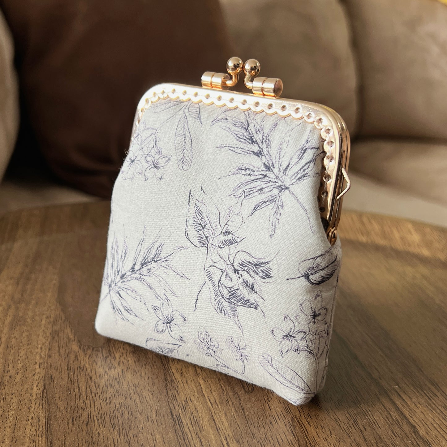Beige Forest - Handsewn Kiss Lock Fabric Card Purse