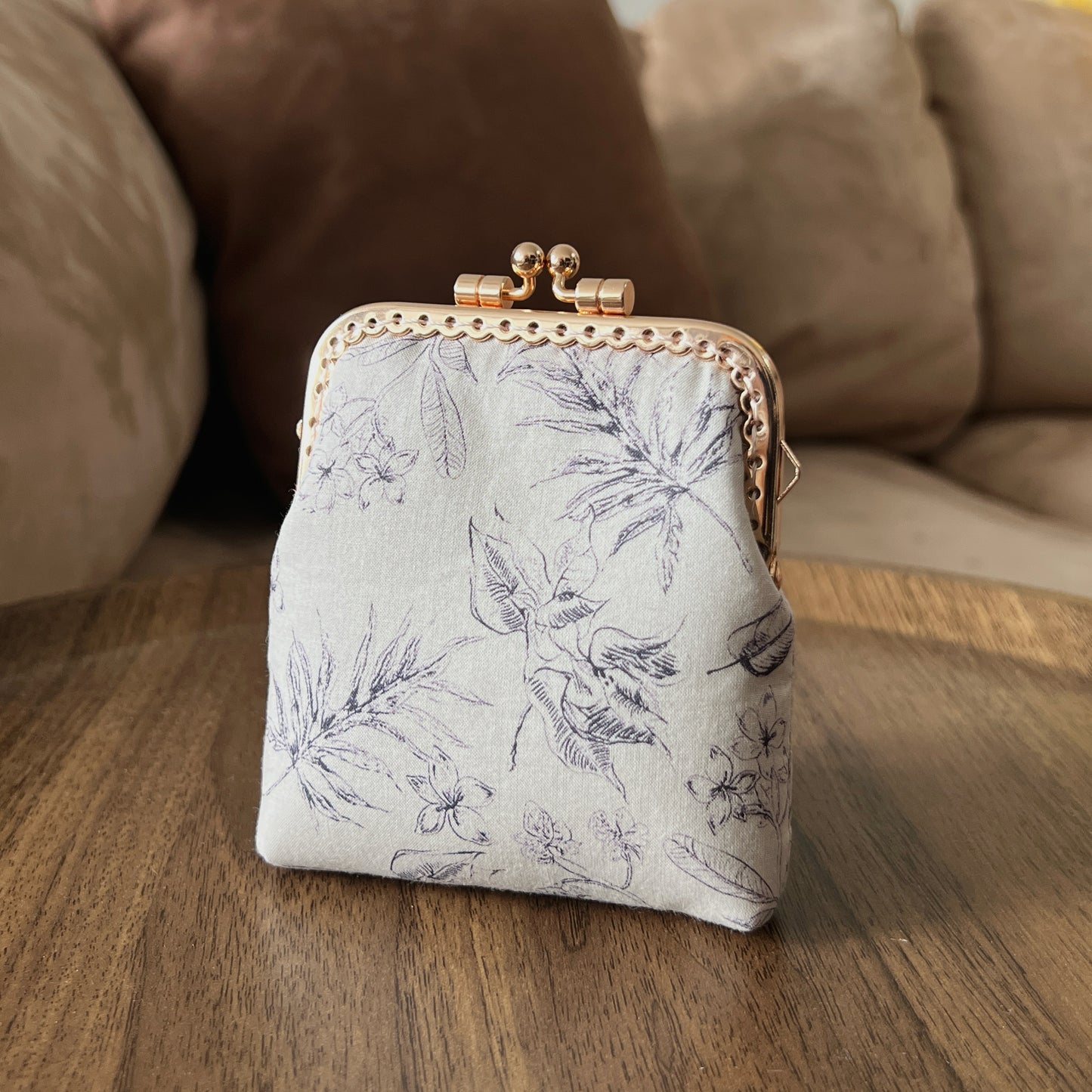 Beige Forest - Handsewn Kiss Lock Fabric Card Purse