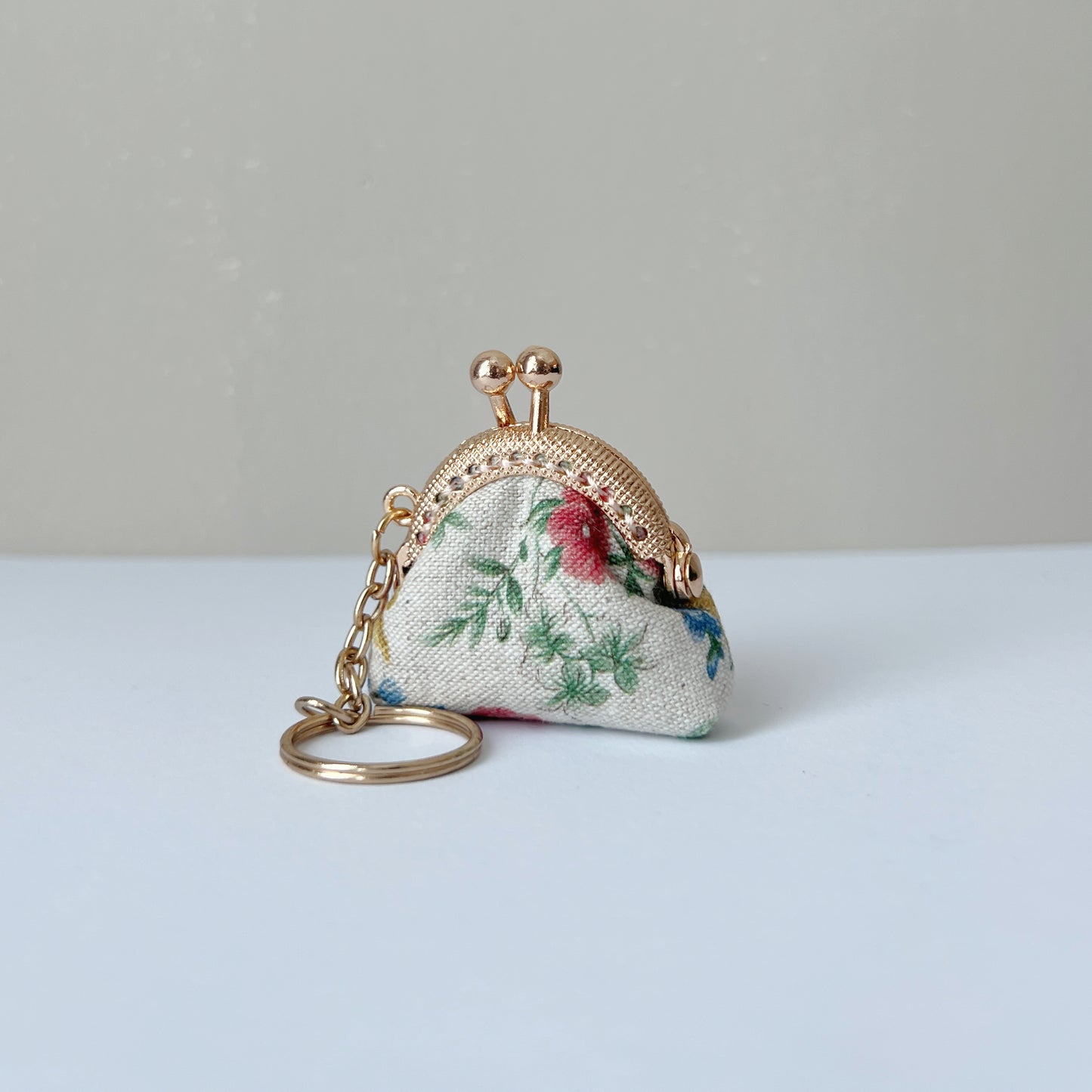 Red Secret Garden - Handmade Mini Tiny Fabric Kiss Lock Purse Keychain